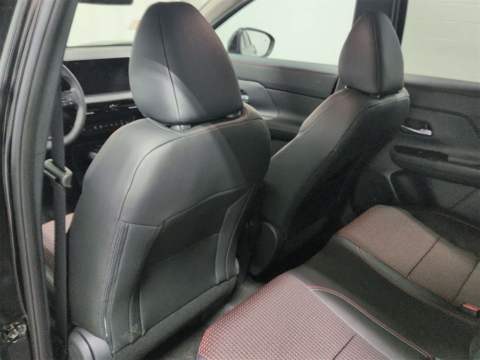 Thumbnail: 2026 Nissan Kicks - 19