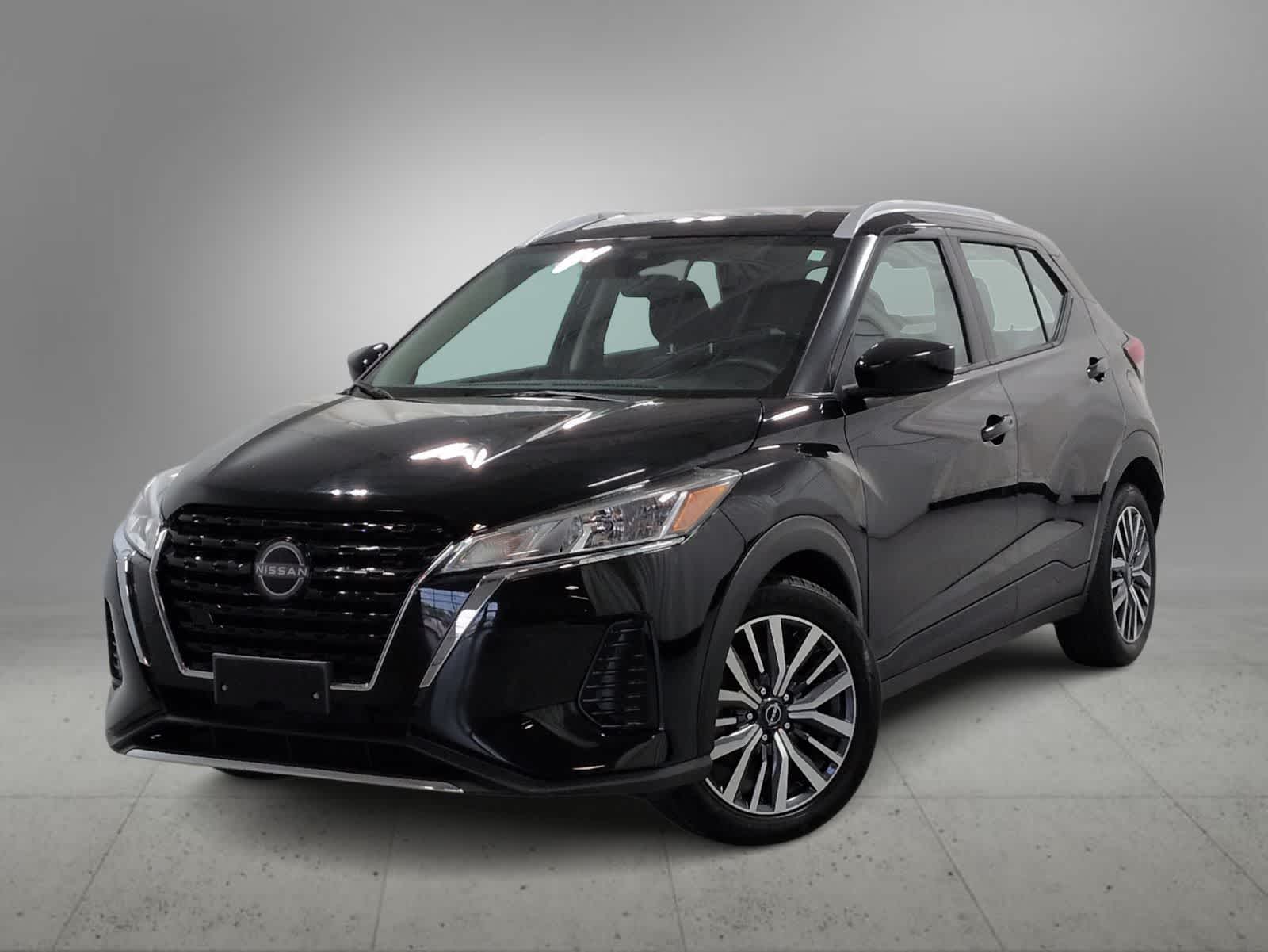 Thumbnail: 2023 Nissan Kicks - 1