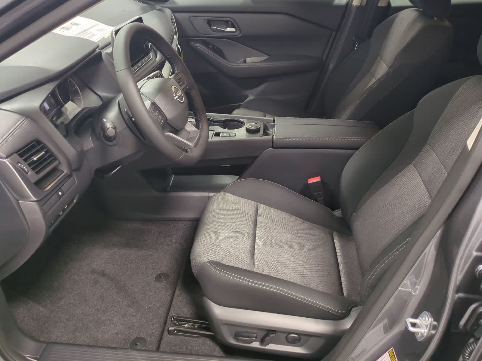 Thumbnail: 2026 Nissan Rogue - 16