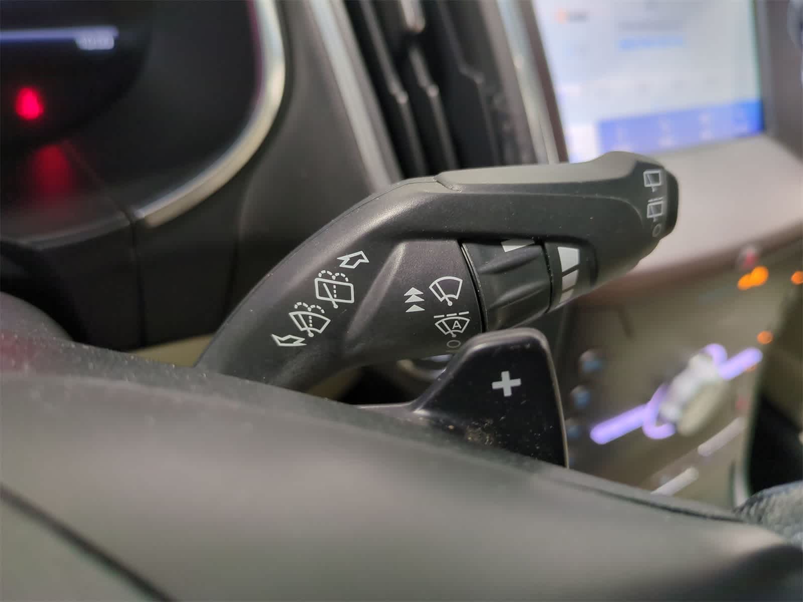 Thumbnail: 2020 Ford Edge - 26
