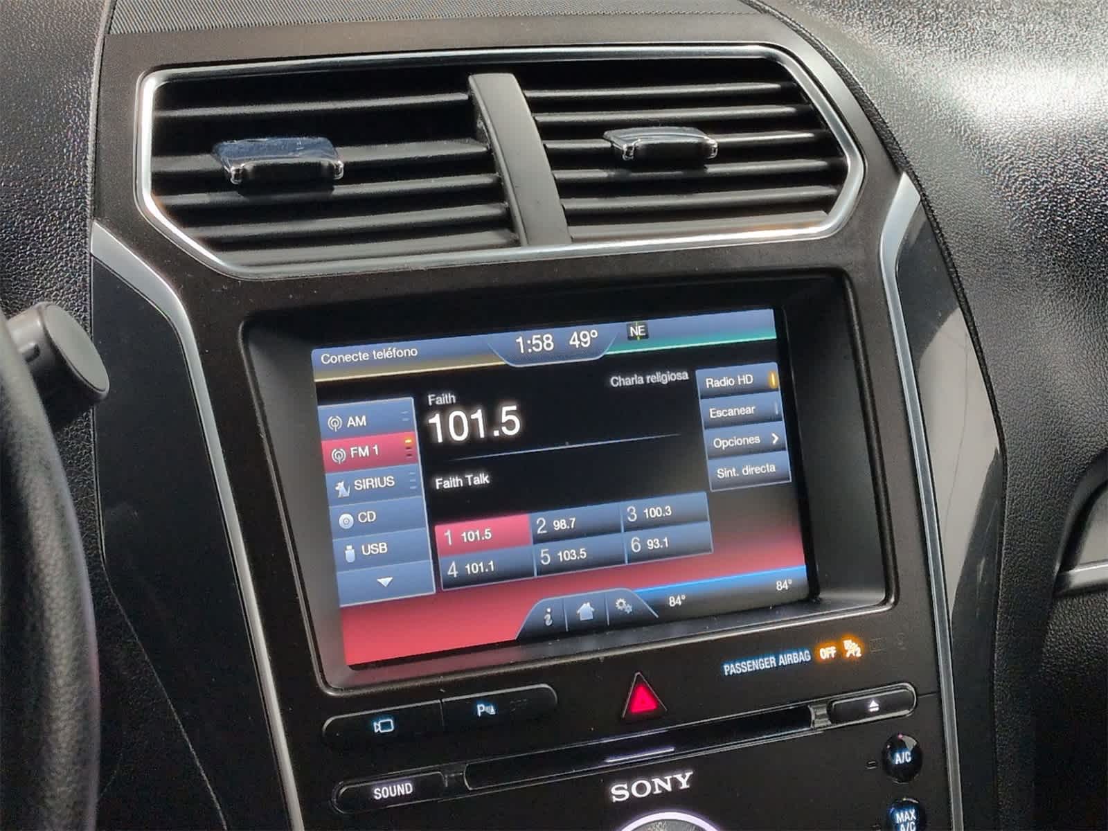 Thumbnail: 2016 Ford Explorer - 30