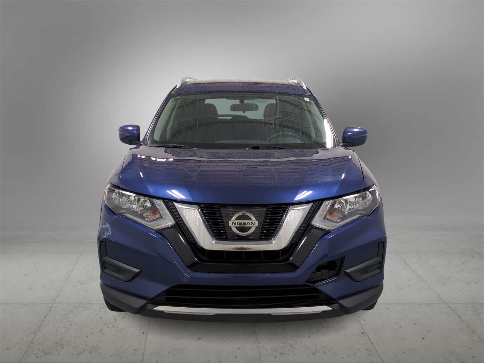 Thumbnail: 2017 Nissan Rogue - 3