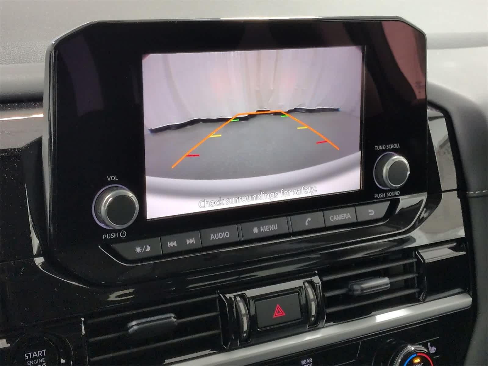 Thumbnail: 2025 Nissan Pathfinder - 22