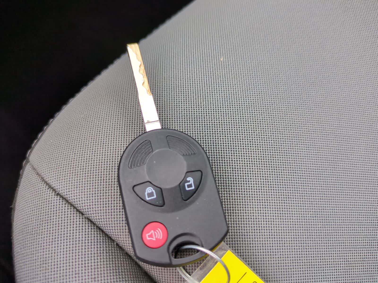 Thumbnail: 2016 Ford Escape - 32