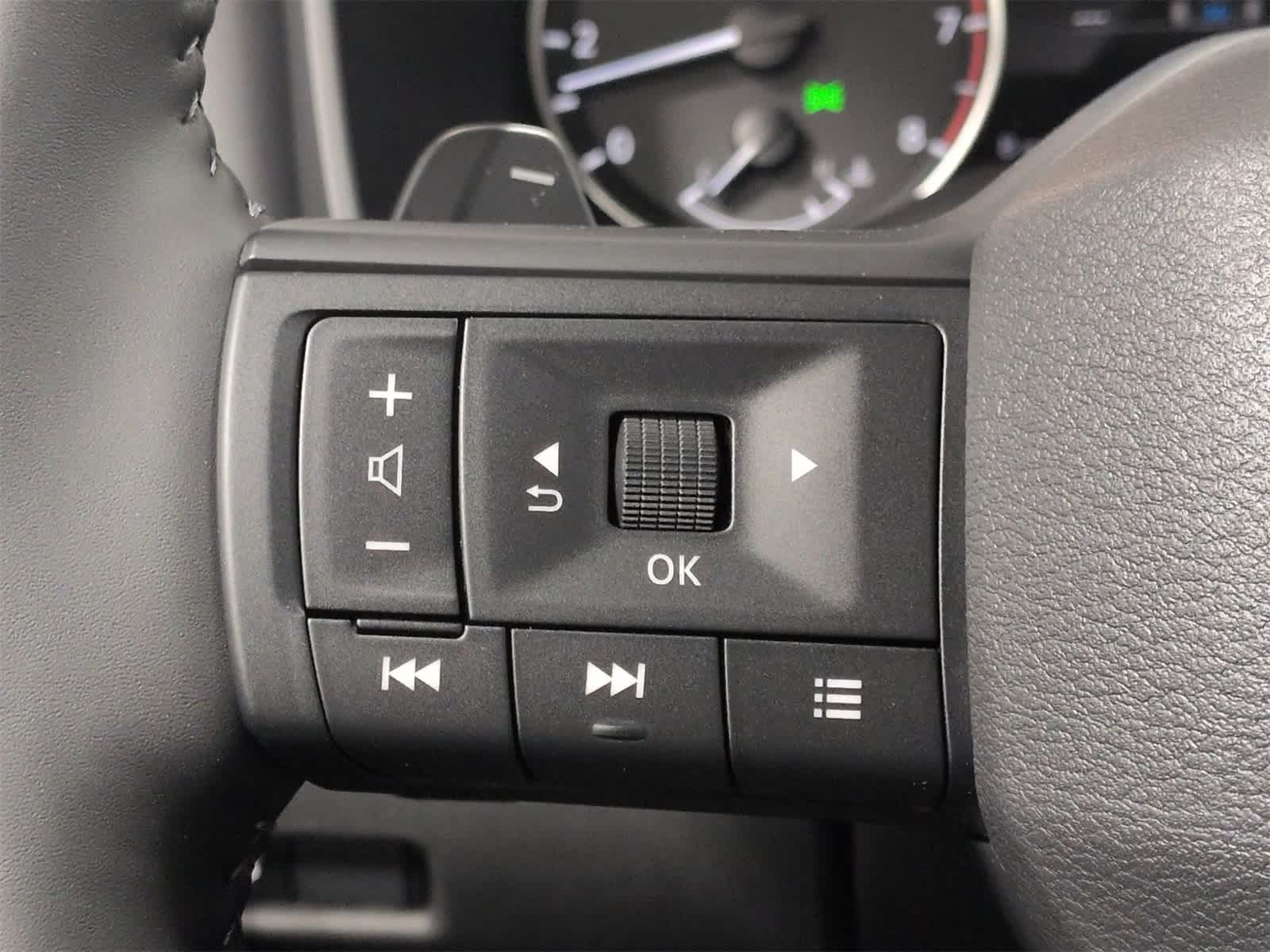 Thumbnail: 2026 Nissan Rogue - 24