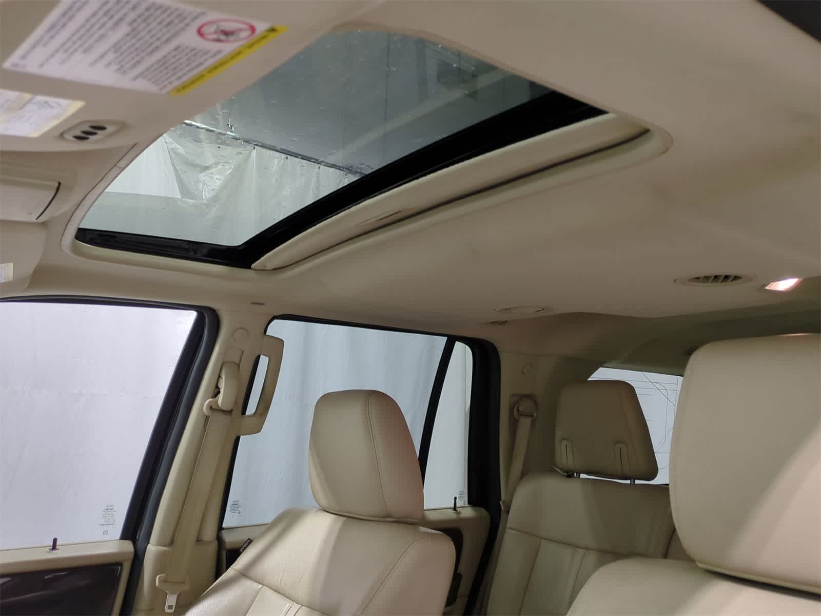 Thumbnail: 2017 Lincoln Navigator - 20