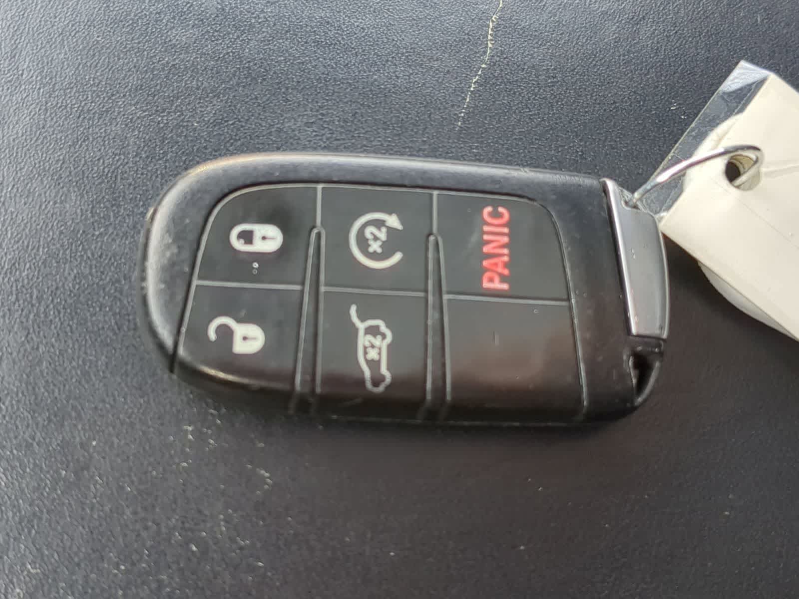 Thumbnail: 2014 Jeep Grand Cherokee - 35