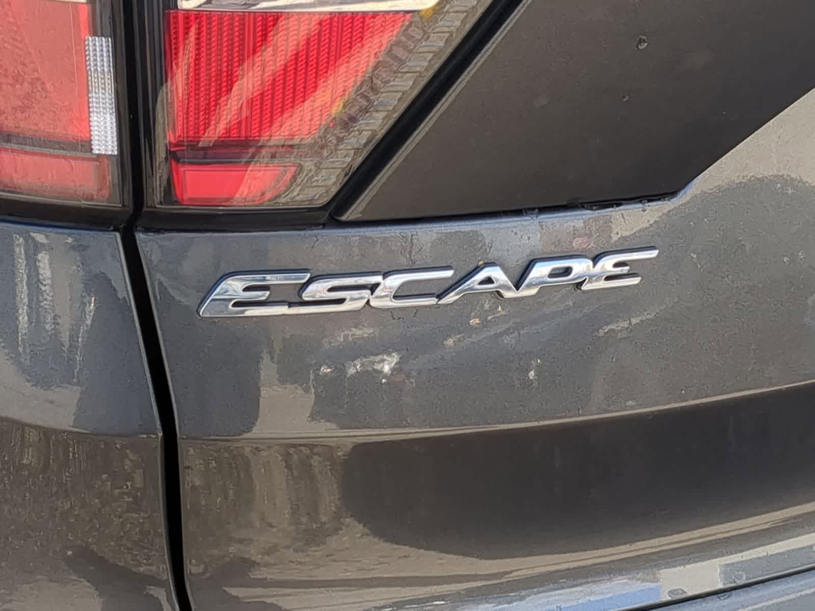 Thumbnail: 2018 Ford Escape - 16