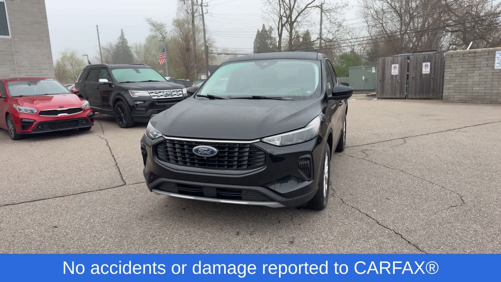 Thumbnail: 2023 Ford Escape - 3