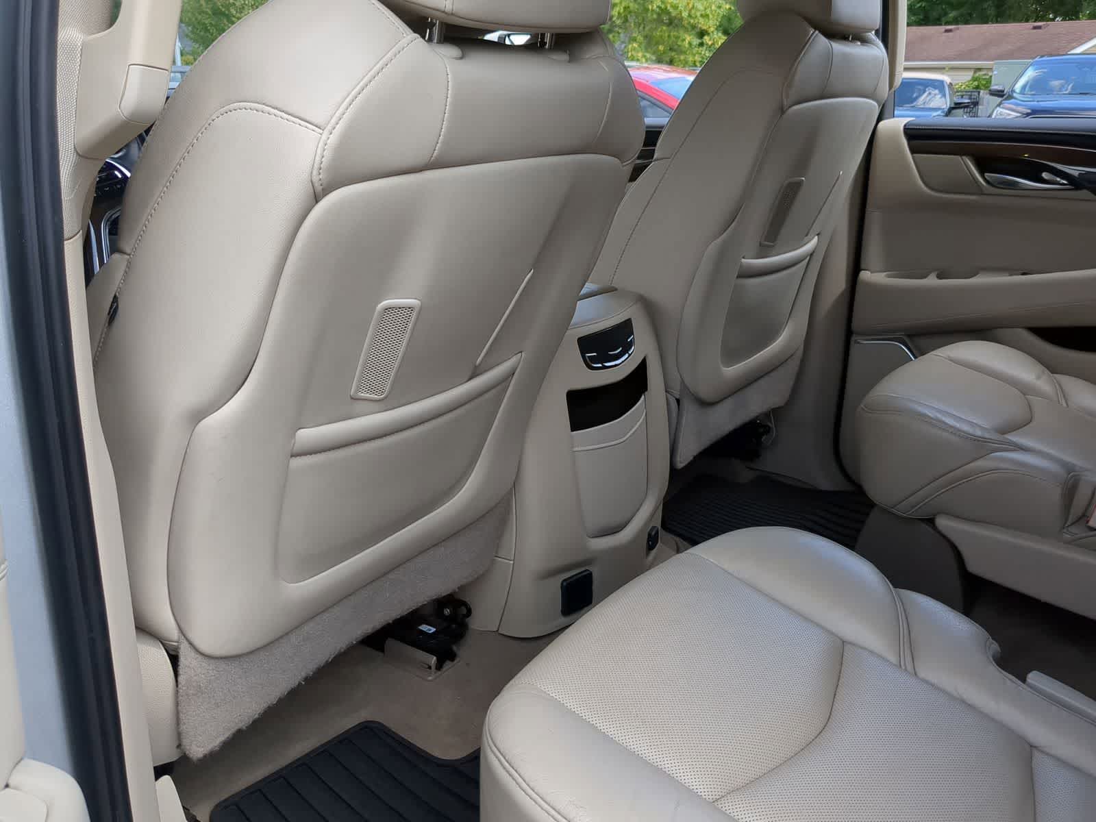 Thumbnail: 2020 Cadillac Escalade - 24