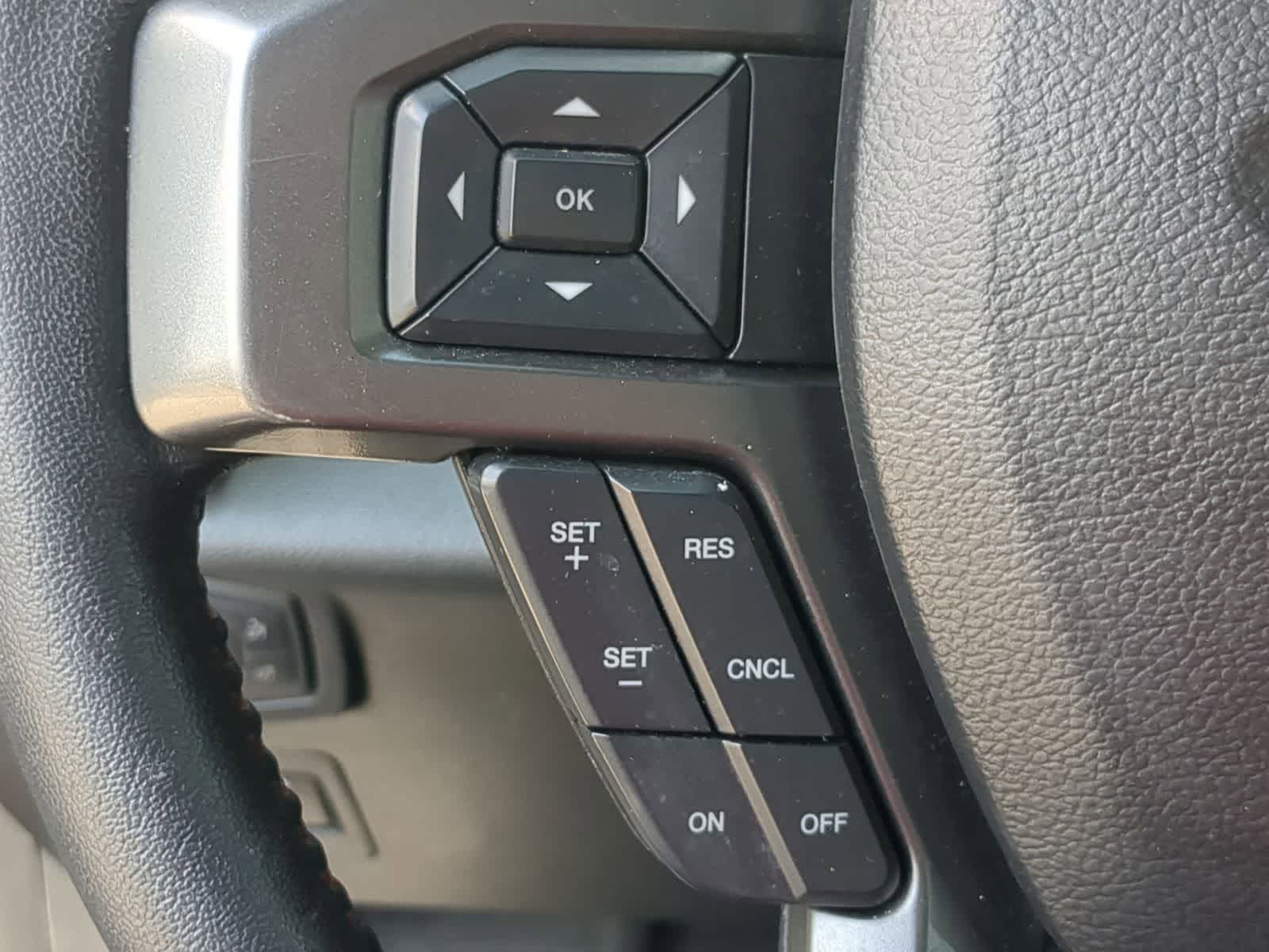 2020 Ford F-150 XLT 30