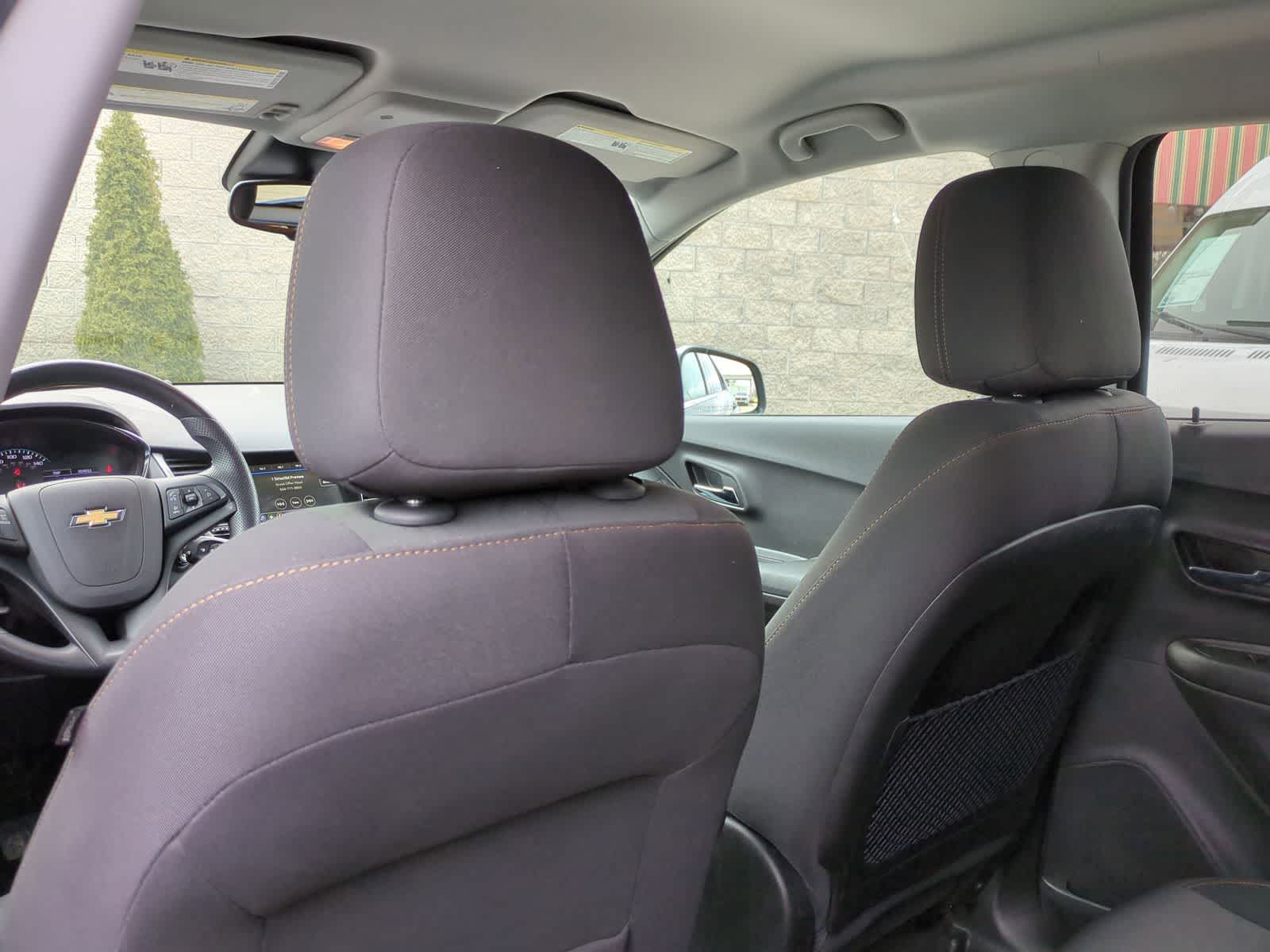 Thumbnail: 2019 Chevrolet Trax - 21