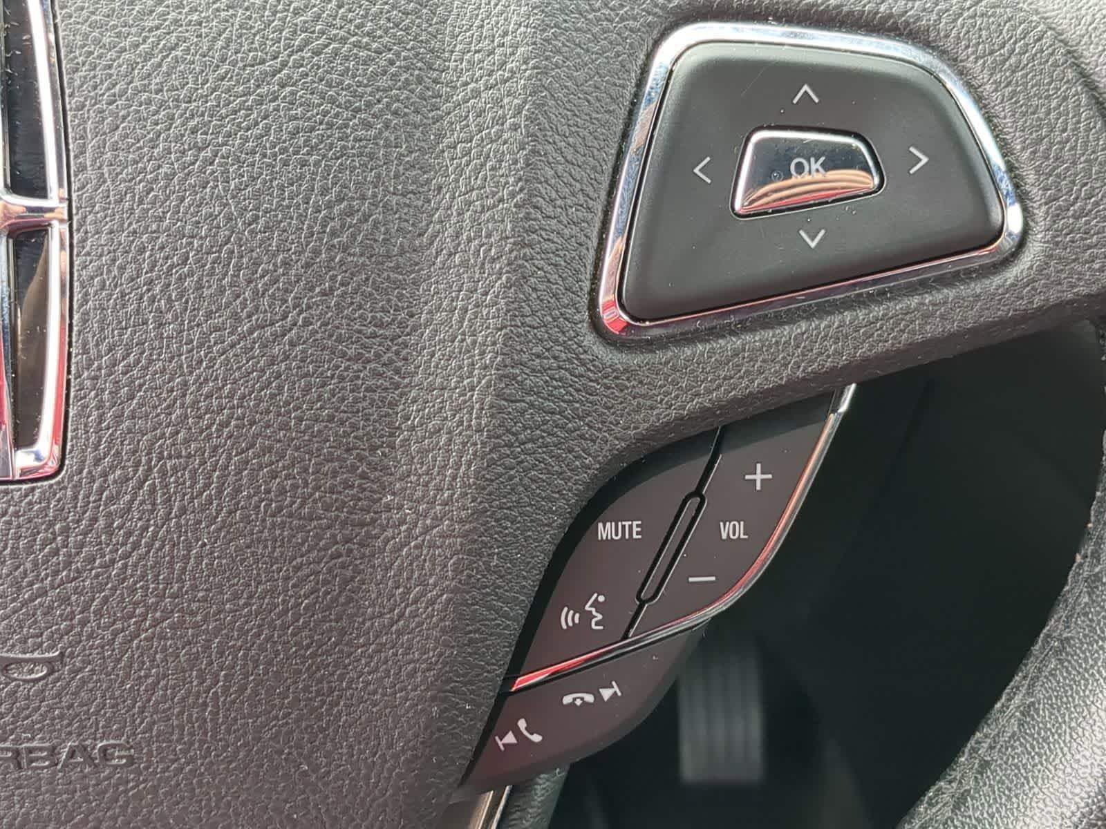 Thumbnail: 2018 Lincoln MKC - 28