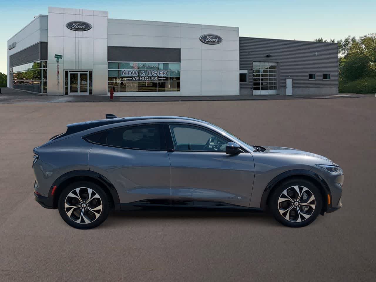 Thumbnail: 2021 Ford Mustang Mach-E - 12