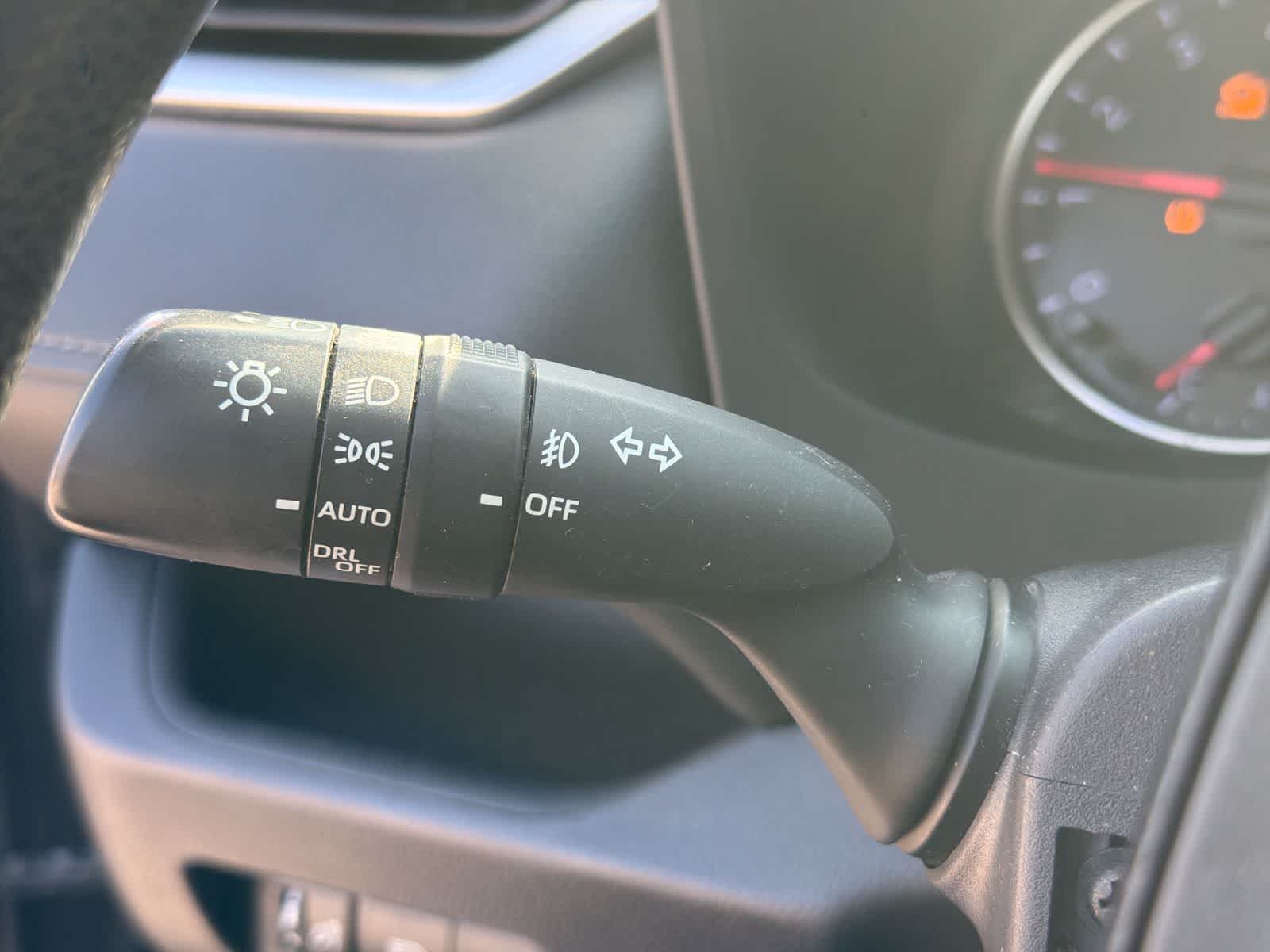 Thumbnail: 2019 Toyota RAV4 - 27