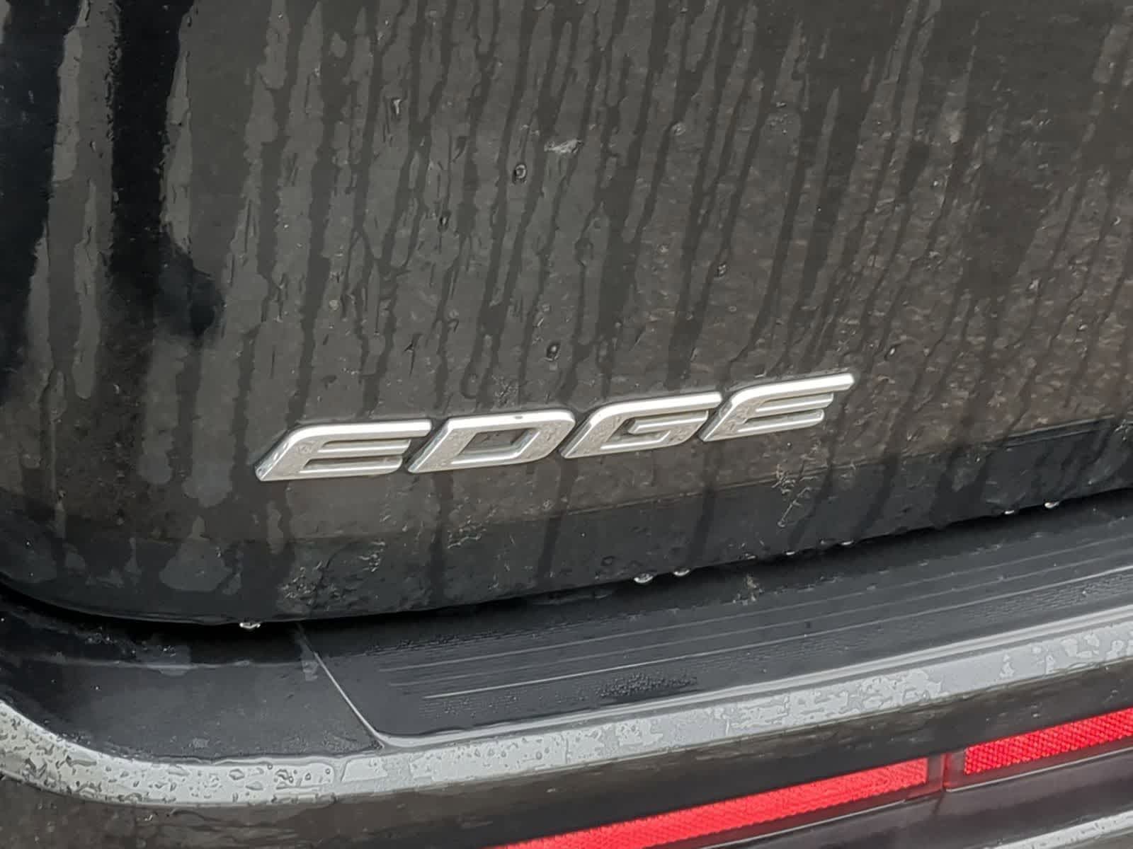 Thumbnail: 2015 Ford Edge - 18