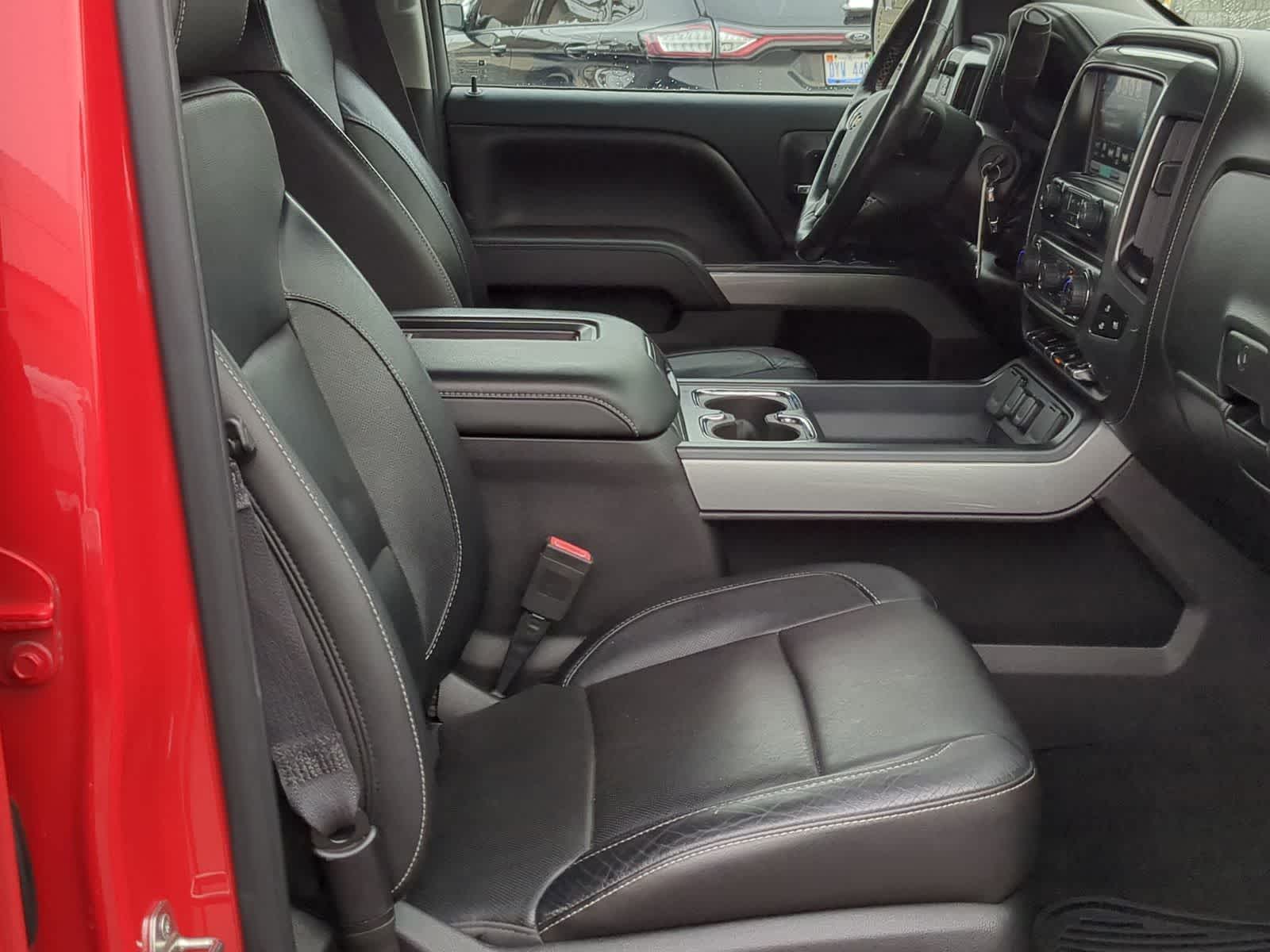 Thumbnail: 2016 Chevrolet Silverado 1500 - 24