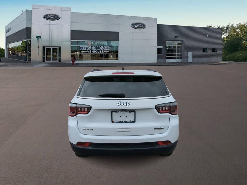 2022 Jeep Compass Latitude 10