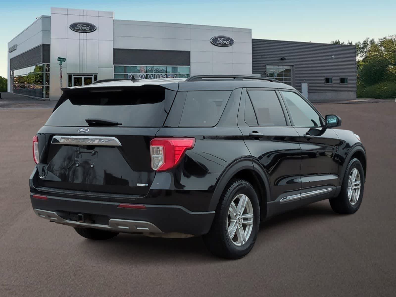 Thumbnail: 2020 Ford Explorer - 11