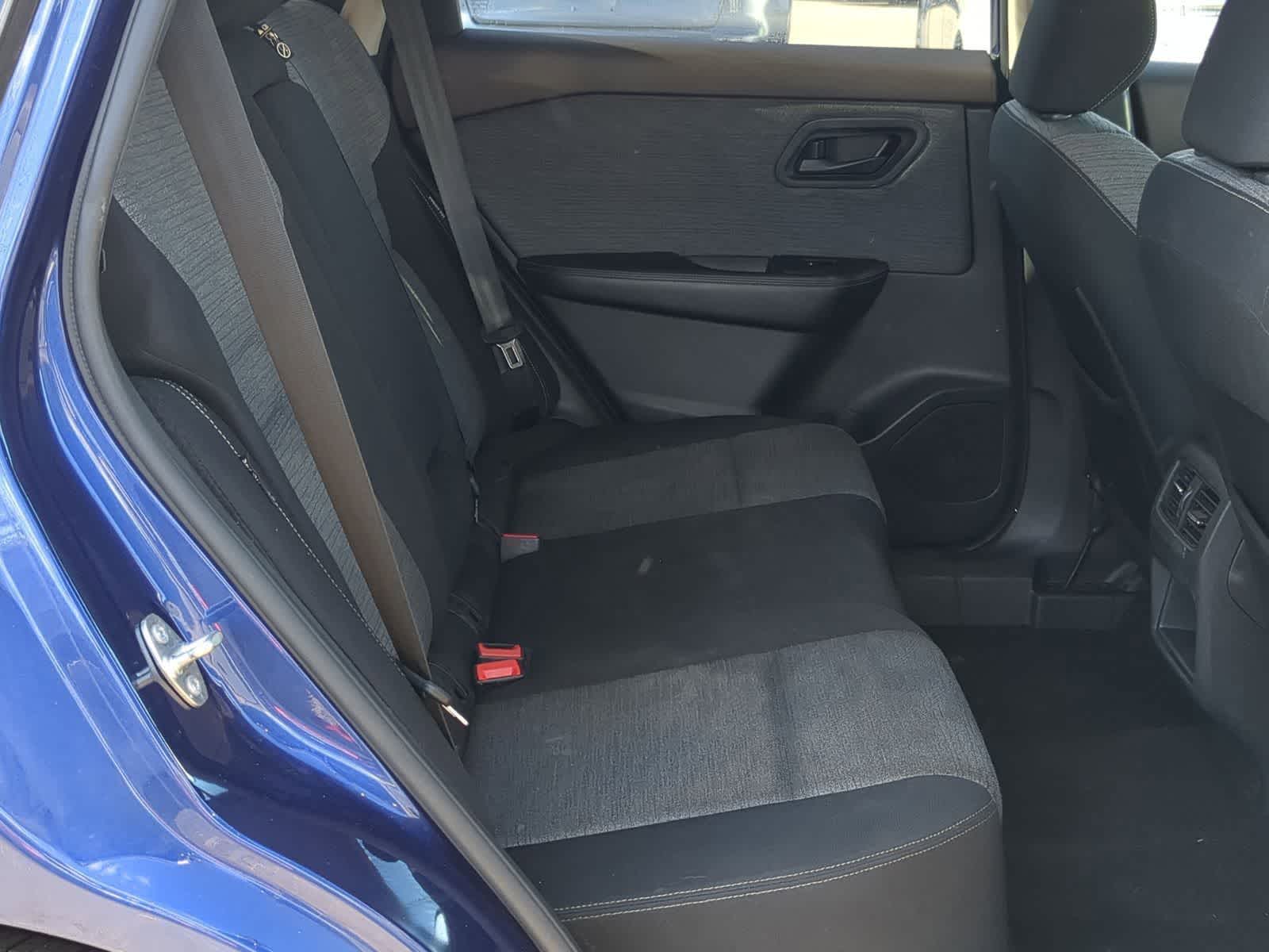 Thumbnail: 2021 Nissan Rogue - 21