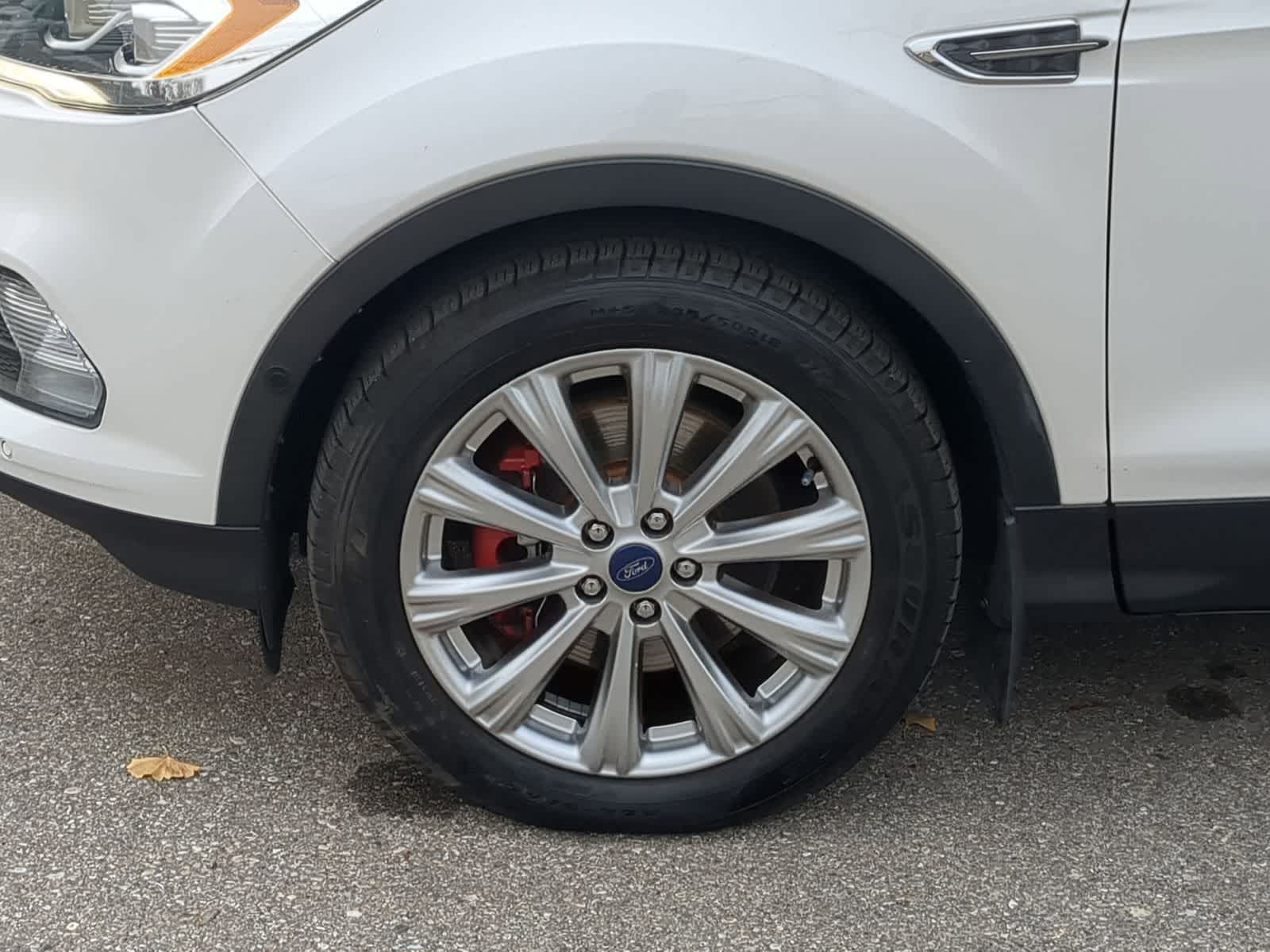 Thumbnail: 2018 Ford Escape - 18