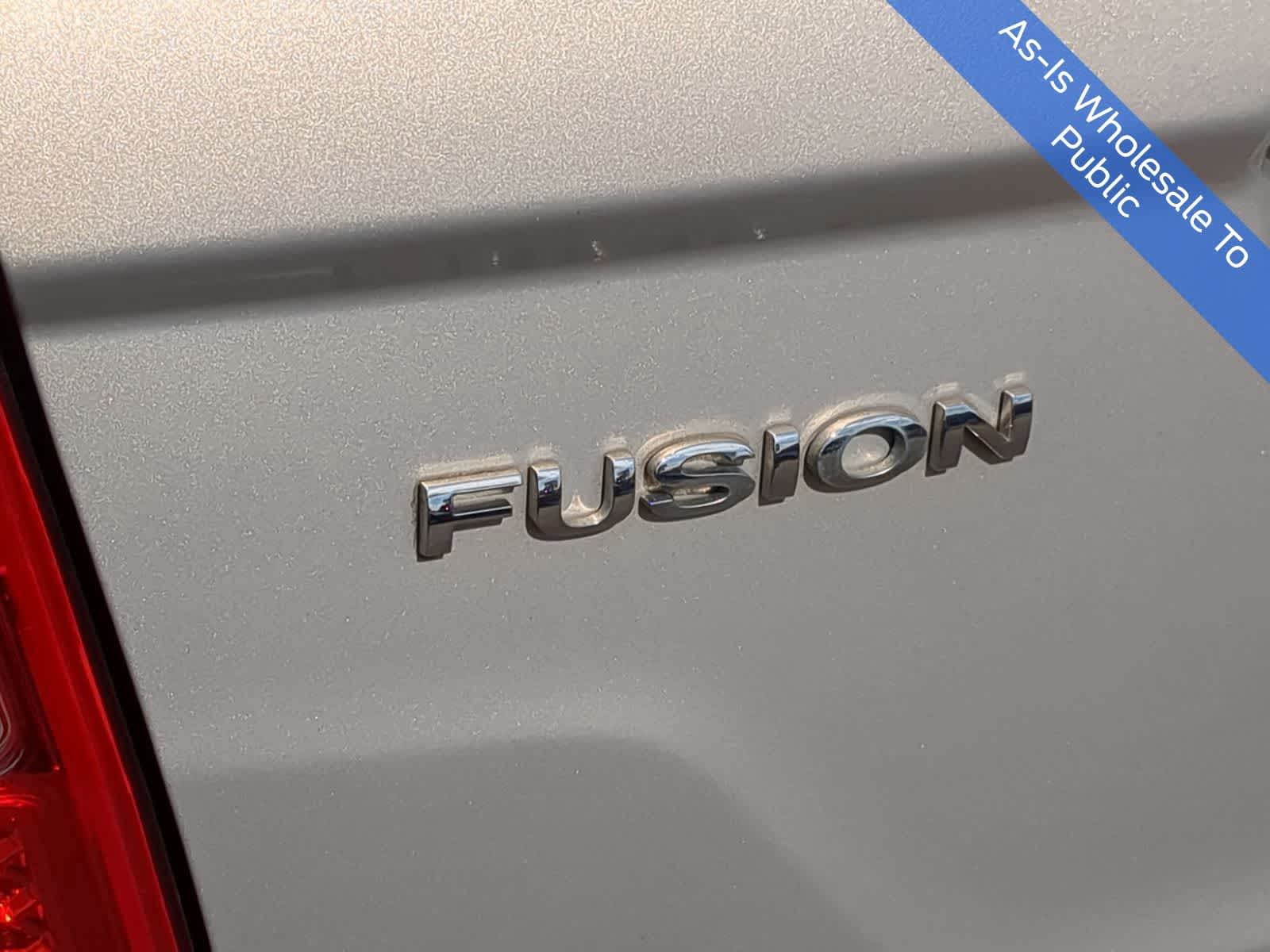 Thumbnail: 2010 Ford Fusion - 14
