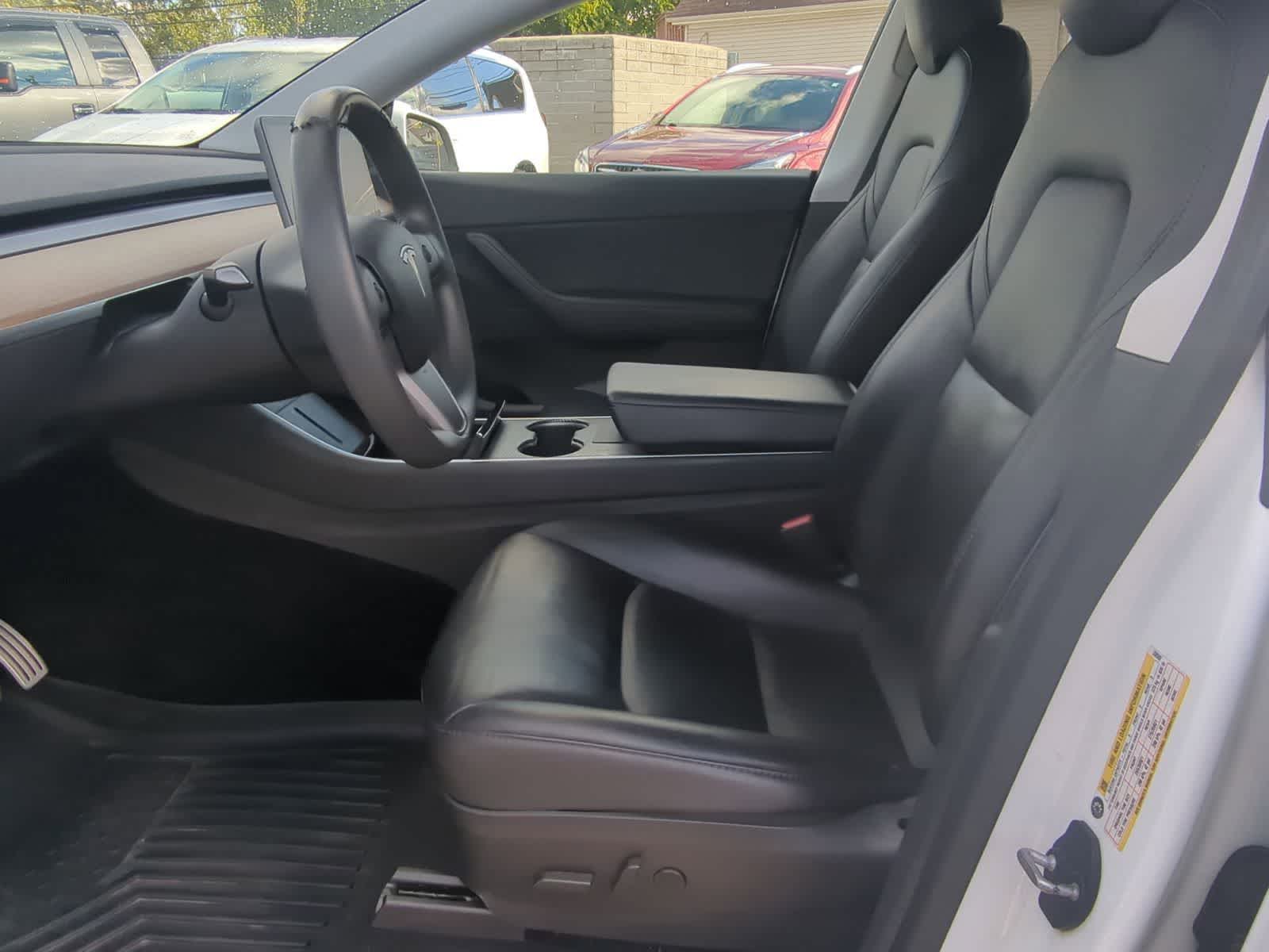 Thumbnail: 2020 Tesla Model Y - 17