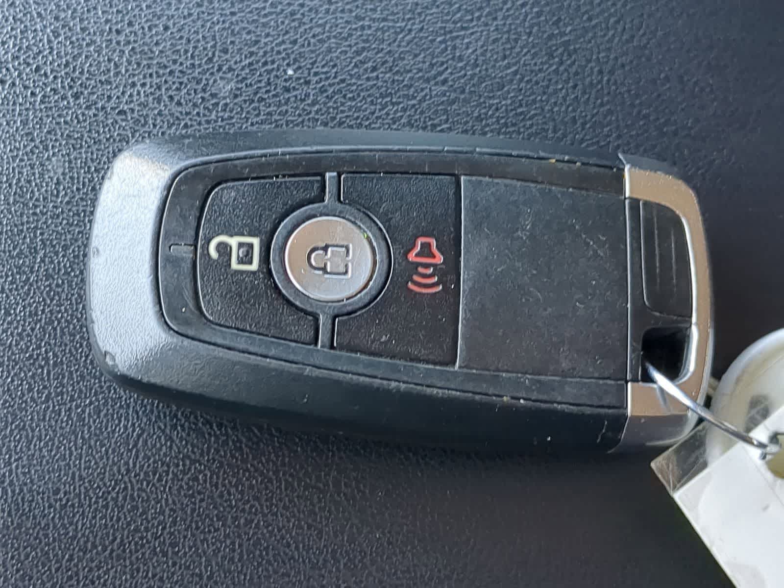 Thumbnail: 2019 Ford Edge - 33