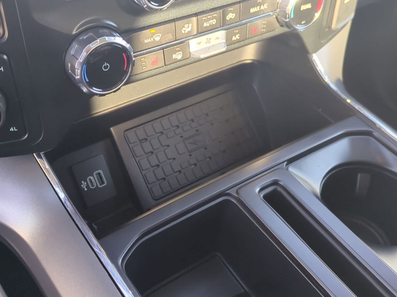 Thumbnail: 2025 Ford F-150 - 46