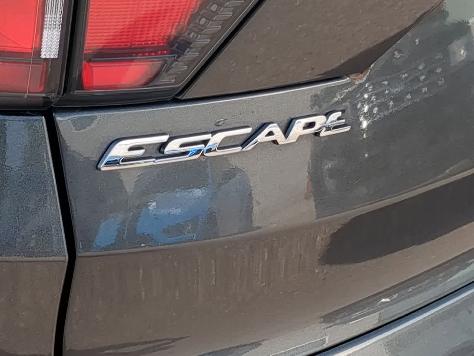 Thumbnail: 2017 Ford Escape - 15