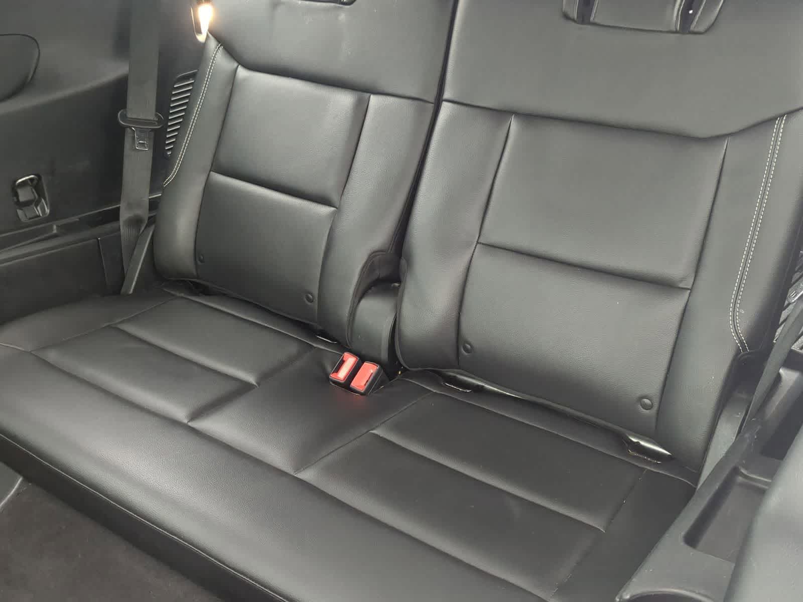 Thumbnail: 2022 Ford Explorer - 28