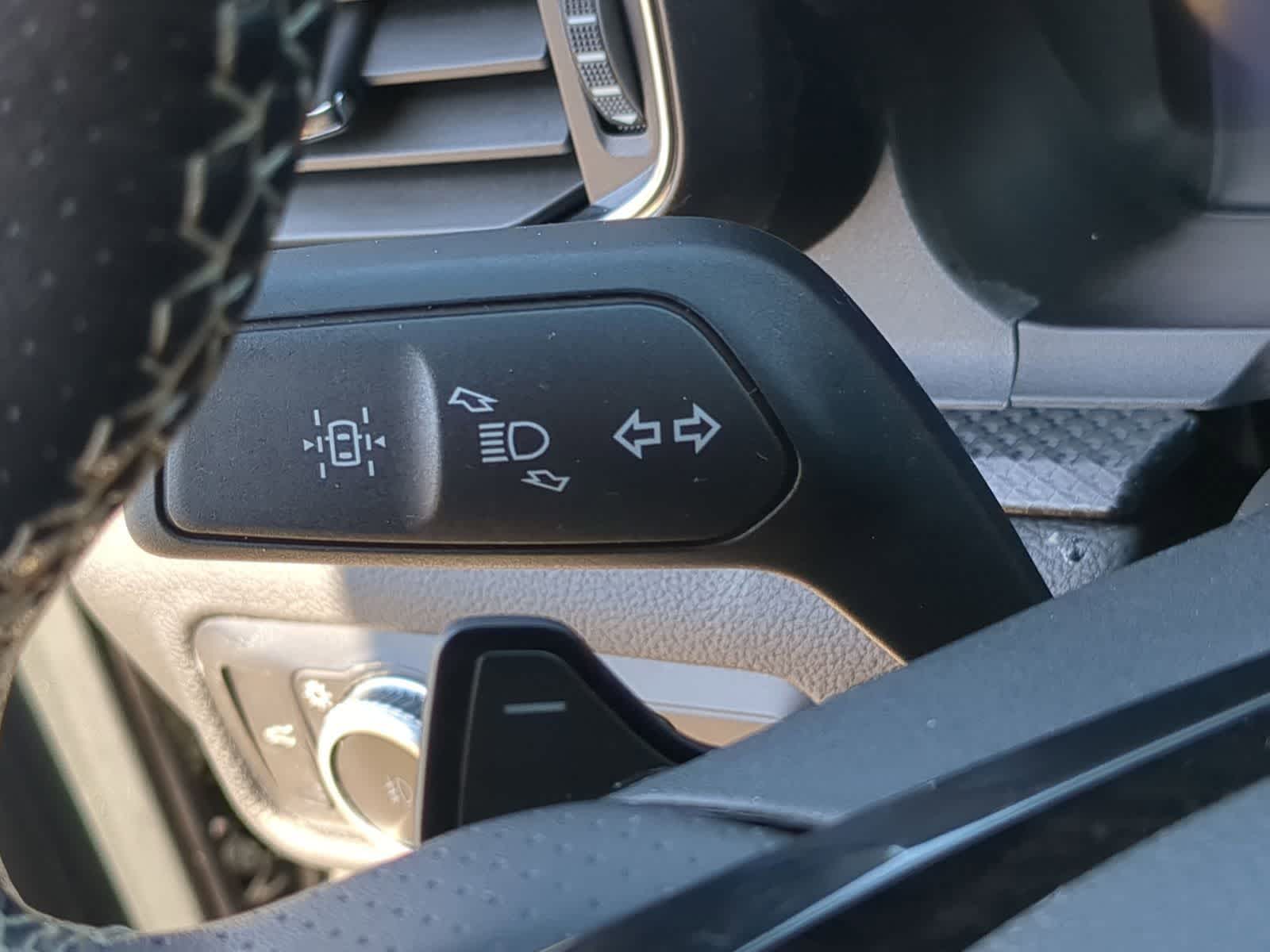 Thumbnail: 2023 Ford Explorer - 33