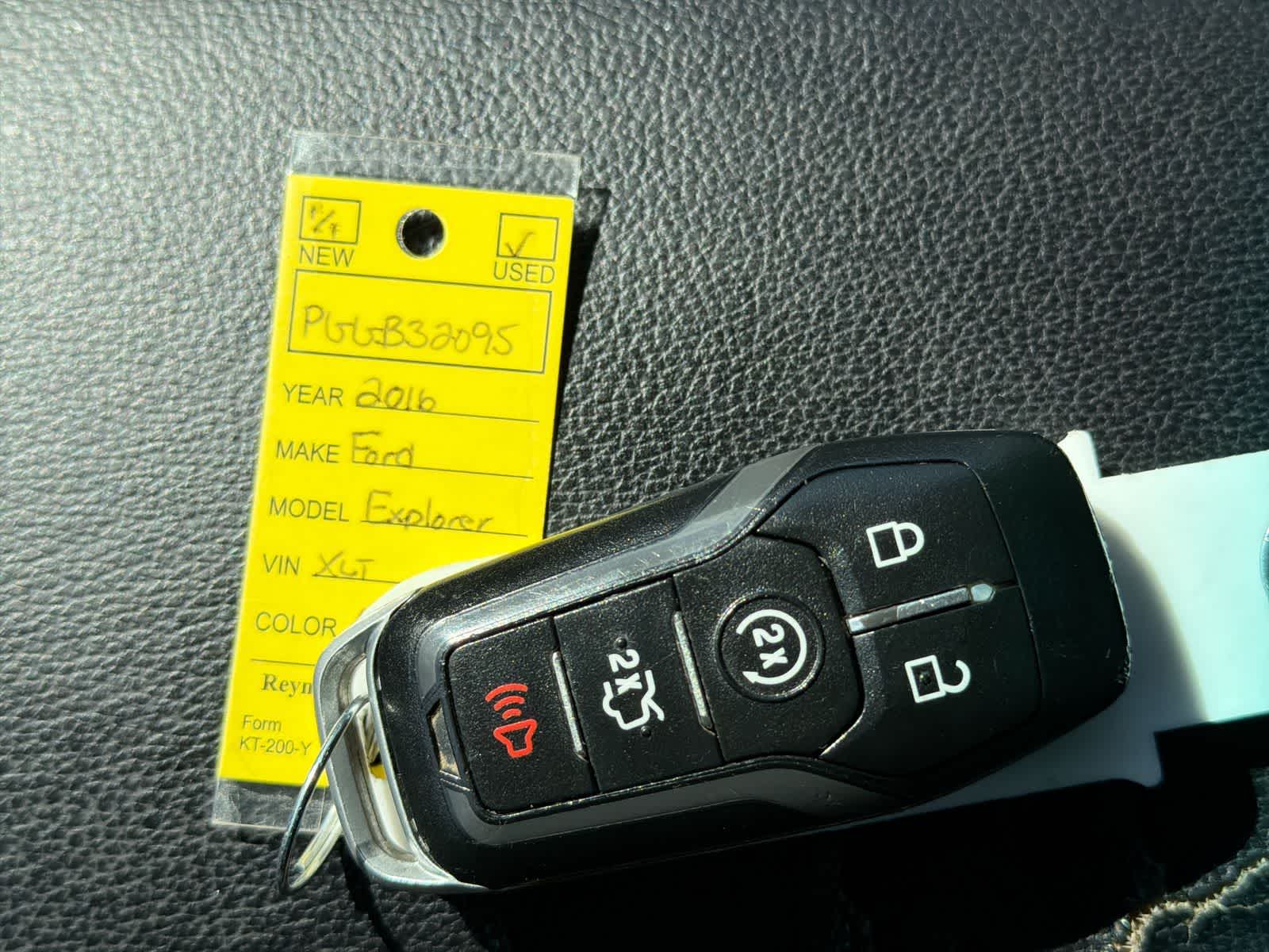 Thumbnail: 2016 Ford Explorer - 38