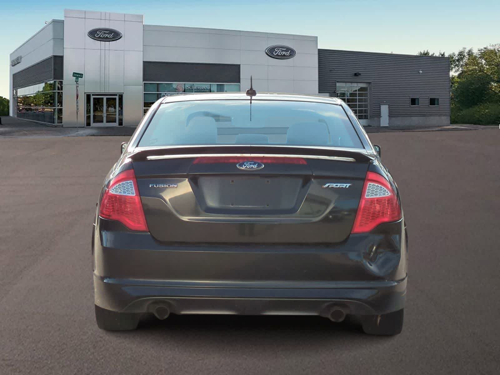 Thumbnail: 2011 Ford Fusion - 10