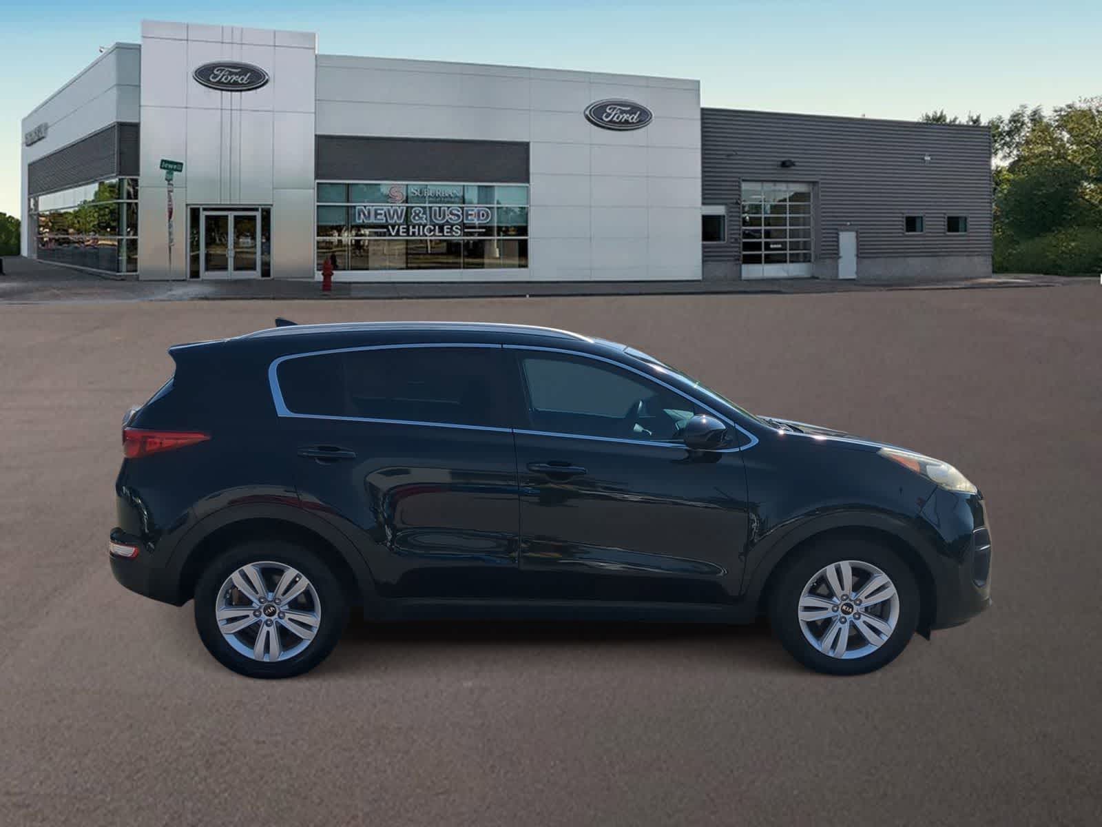 Thumbnail: 2017 Kia Sportage - 12