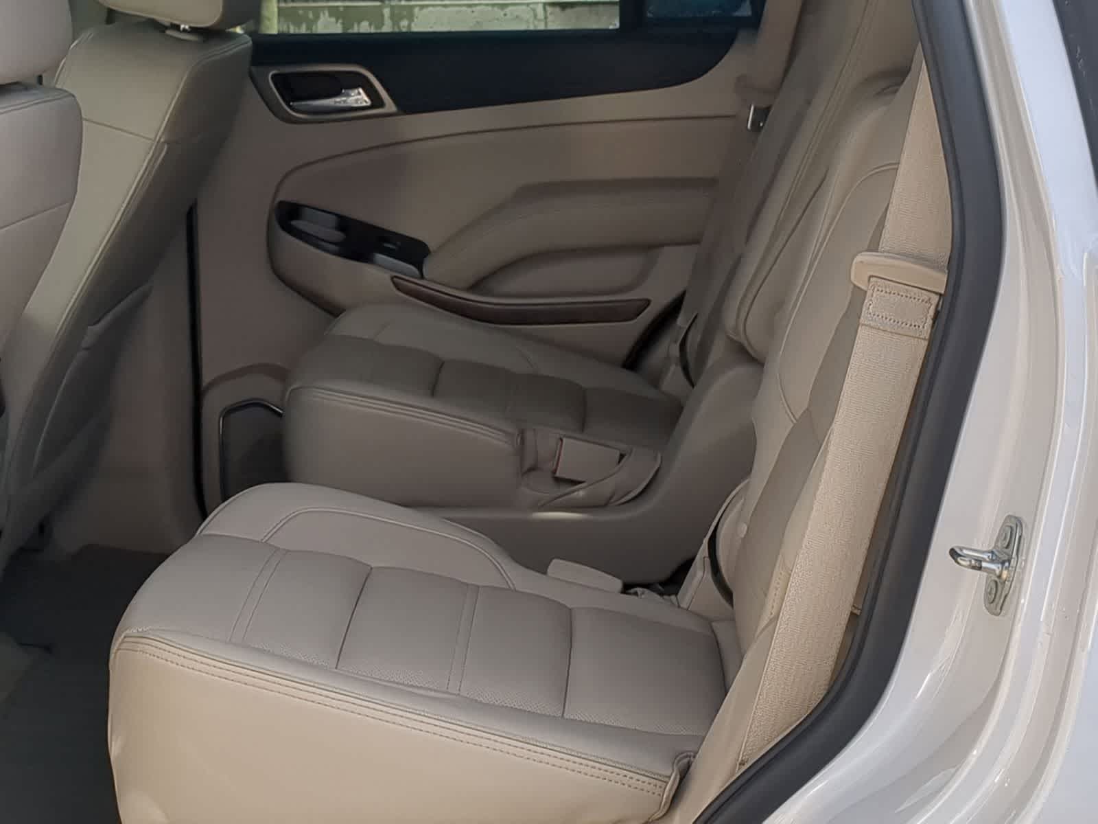 Thumbnail: 2018 GMC Yukon - 26