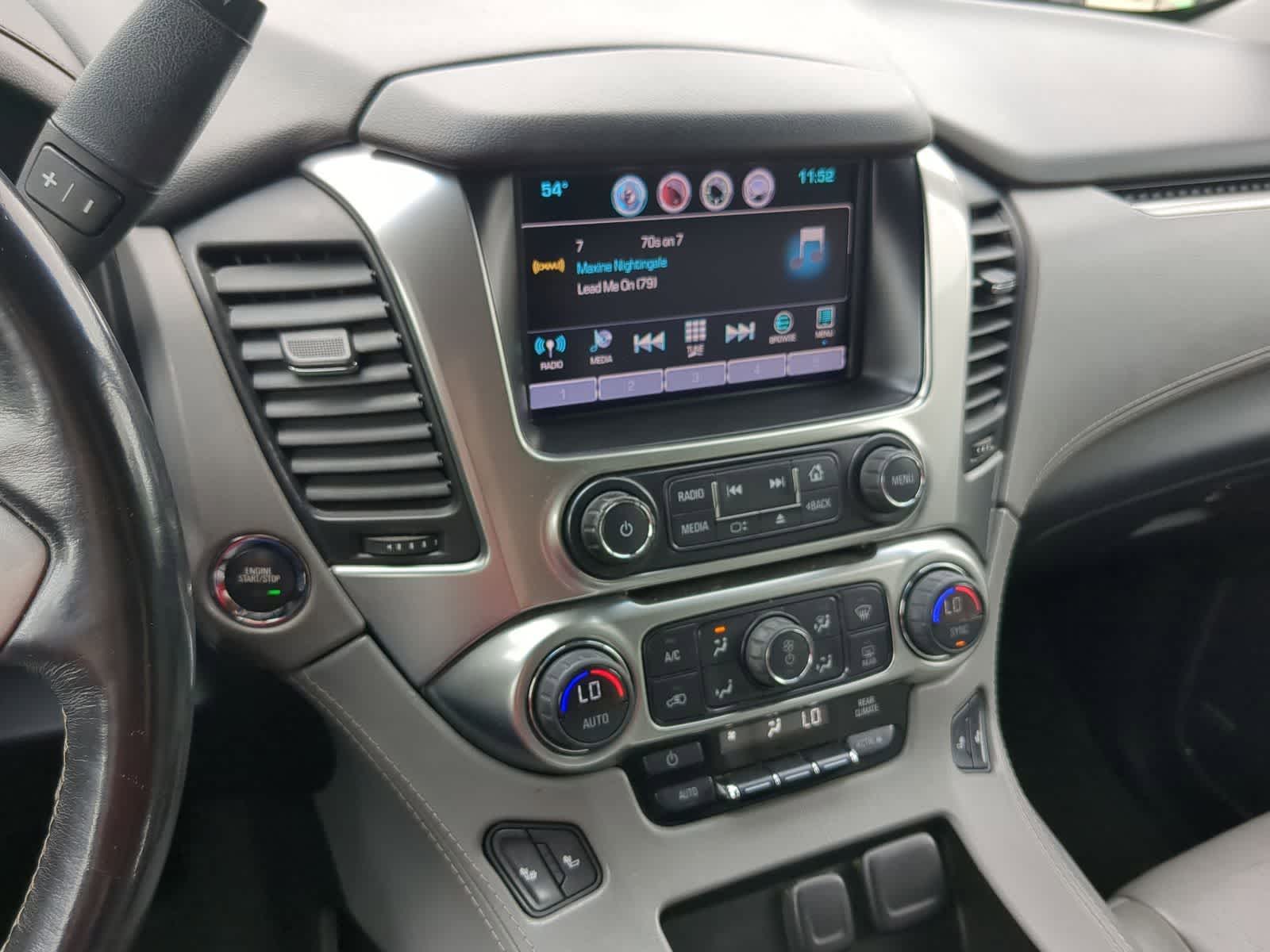 2016 Chevrolet Tahoe LT 33
