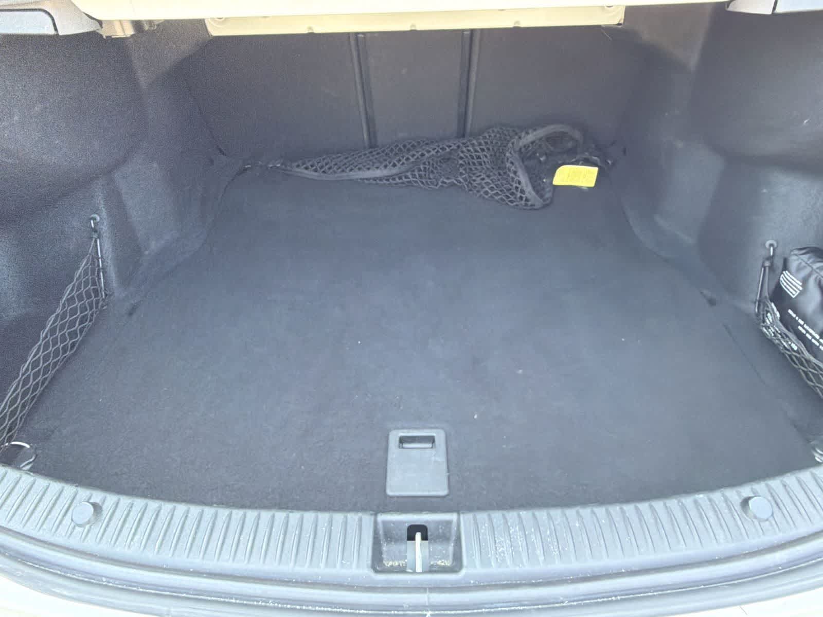 Thumbnail: 2015 Mercedes-Benz C-Class - 38