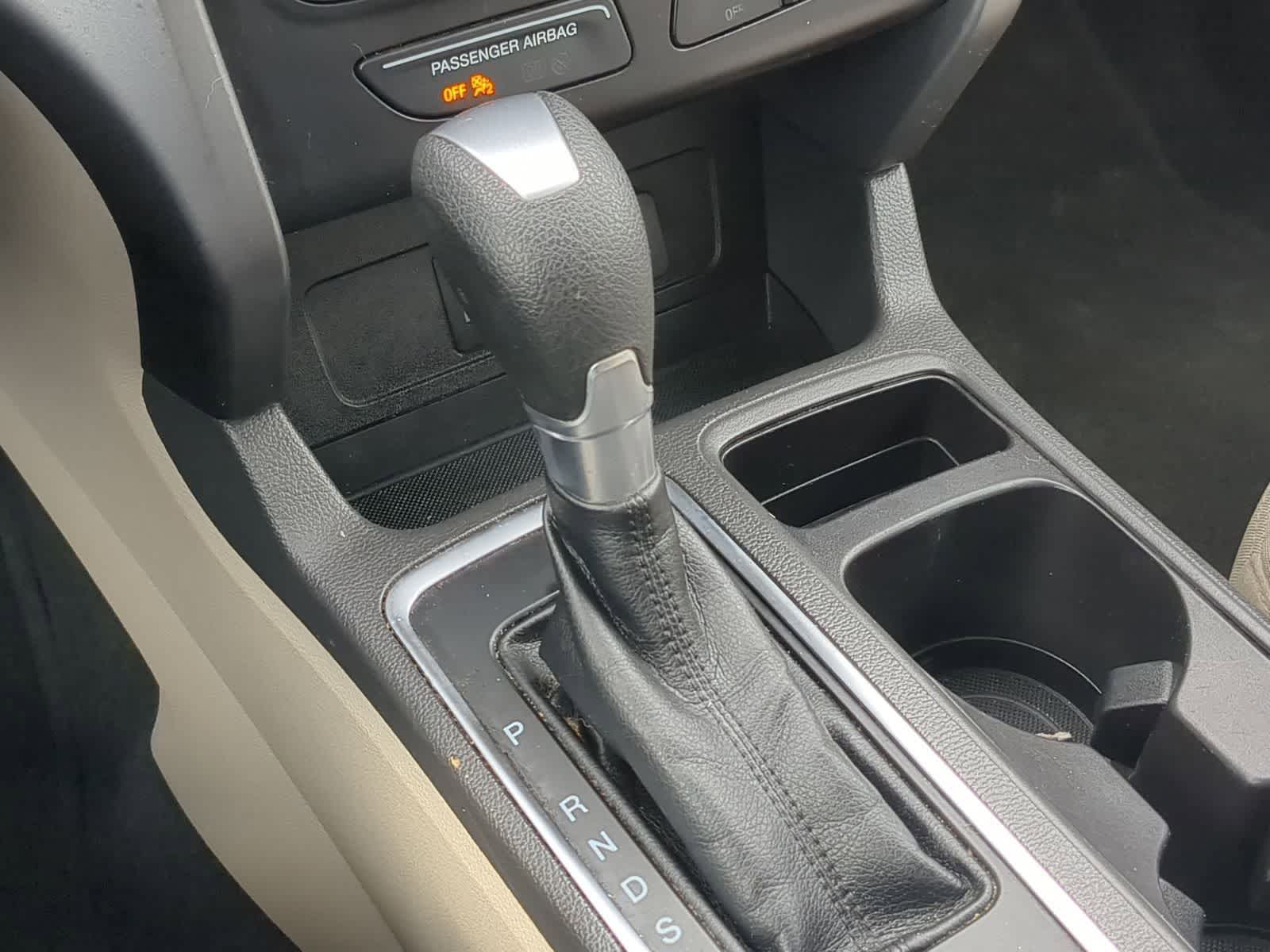 Thumbnail: 2017 Ford Escape - 32