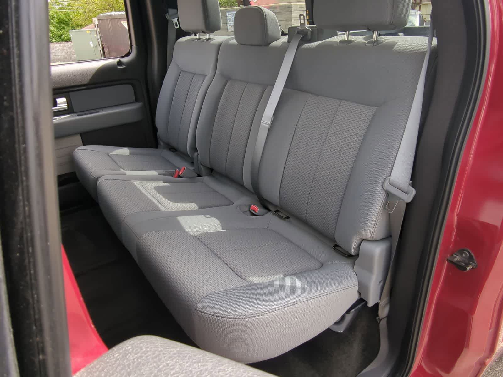 2014 Ford F-150 XLT 25