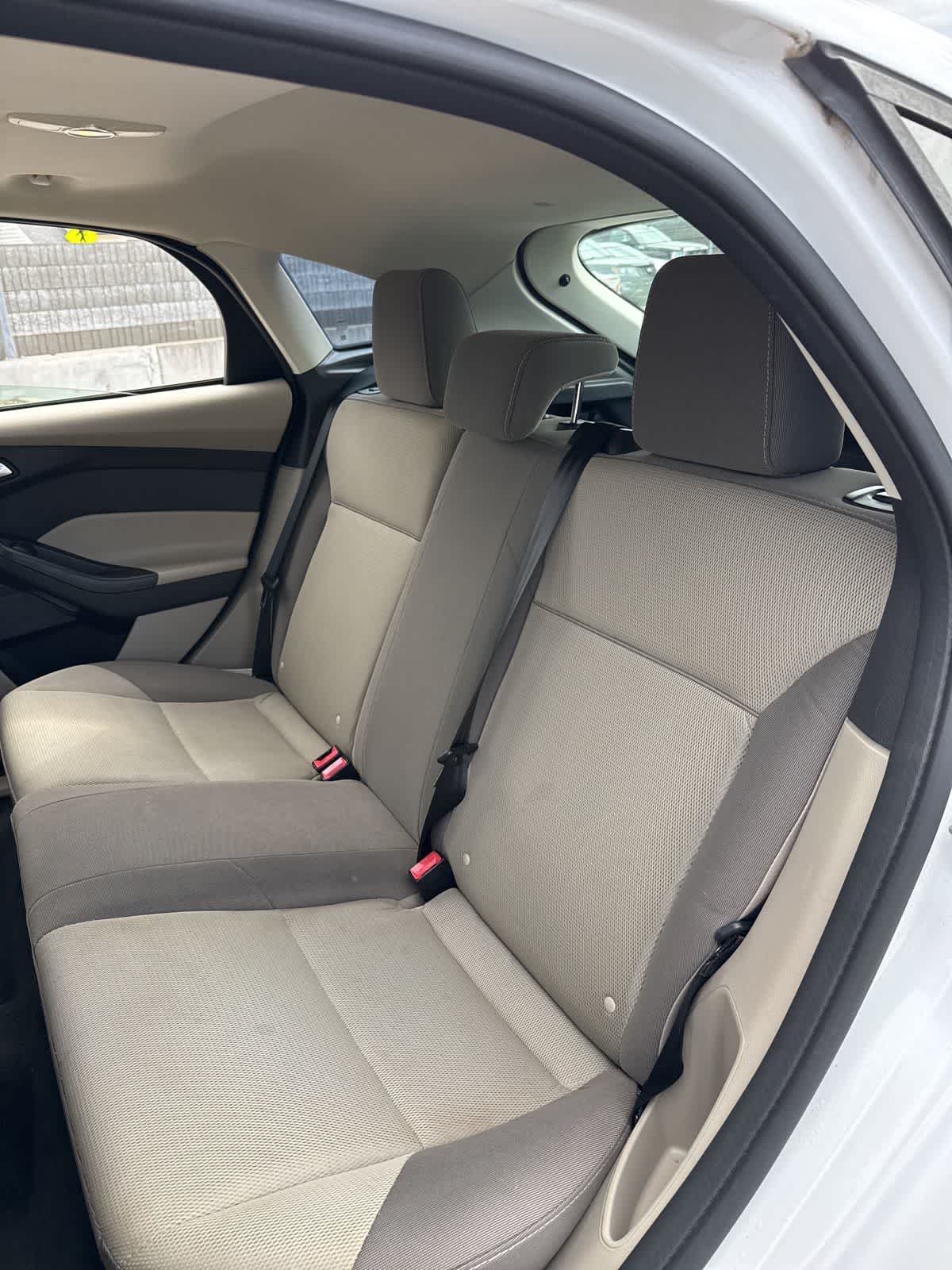 Thumbnail: 2013 Ford Focus - 14