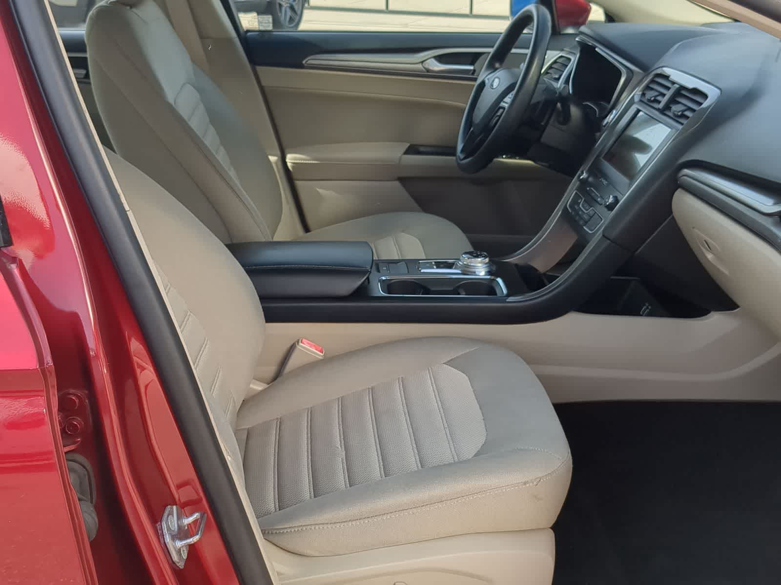 Thumbnail: 2019 Ford Fusion - 24