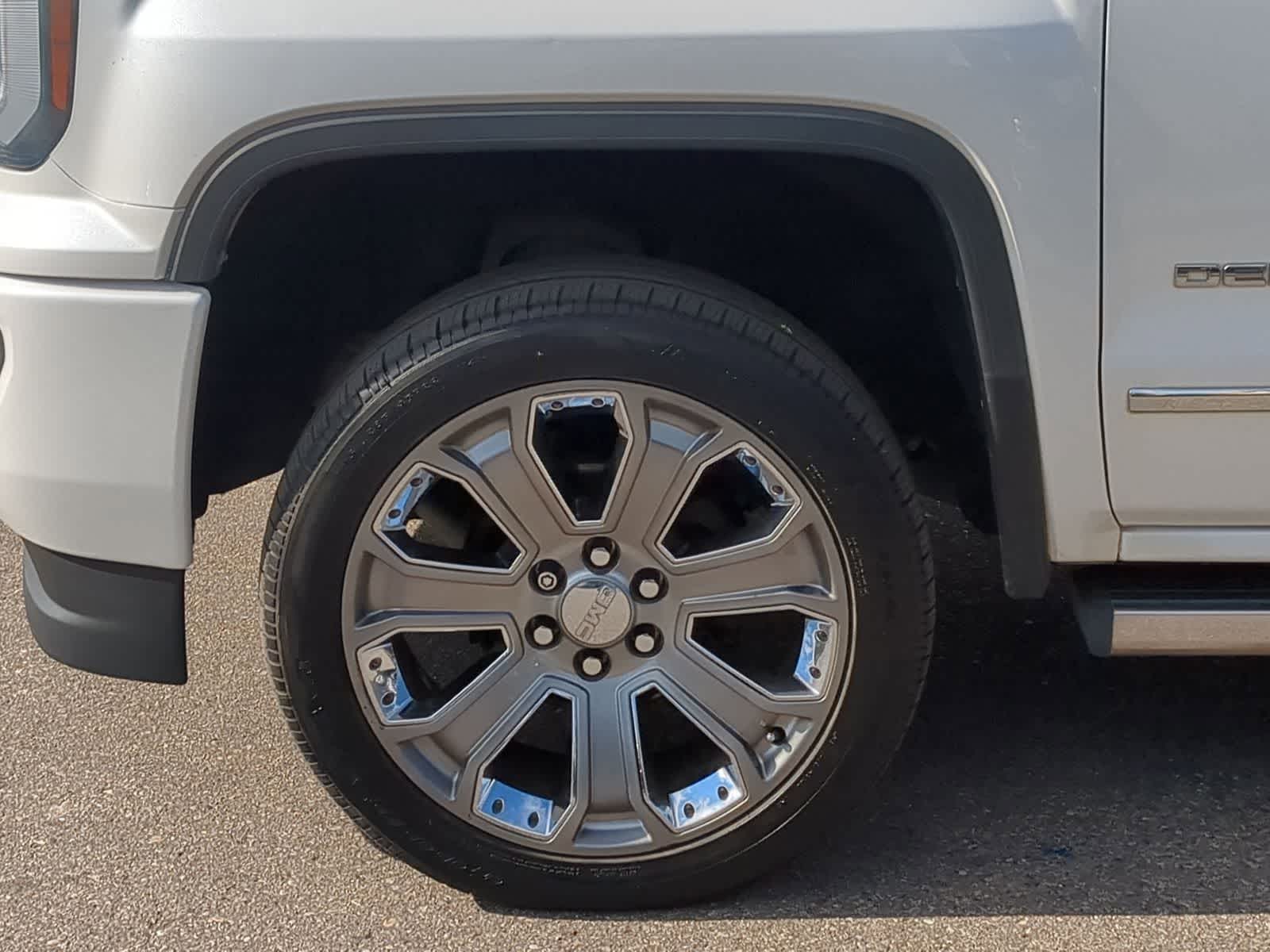 Thumbnail: 2016 GMC Sierra 1500 - 19