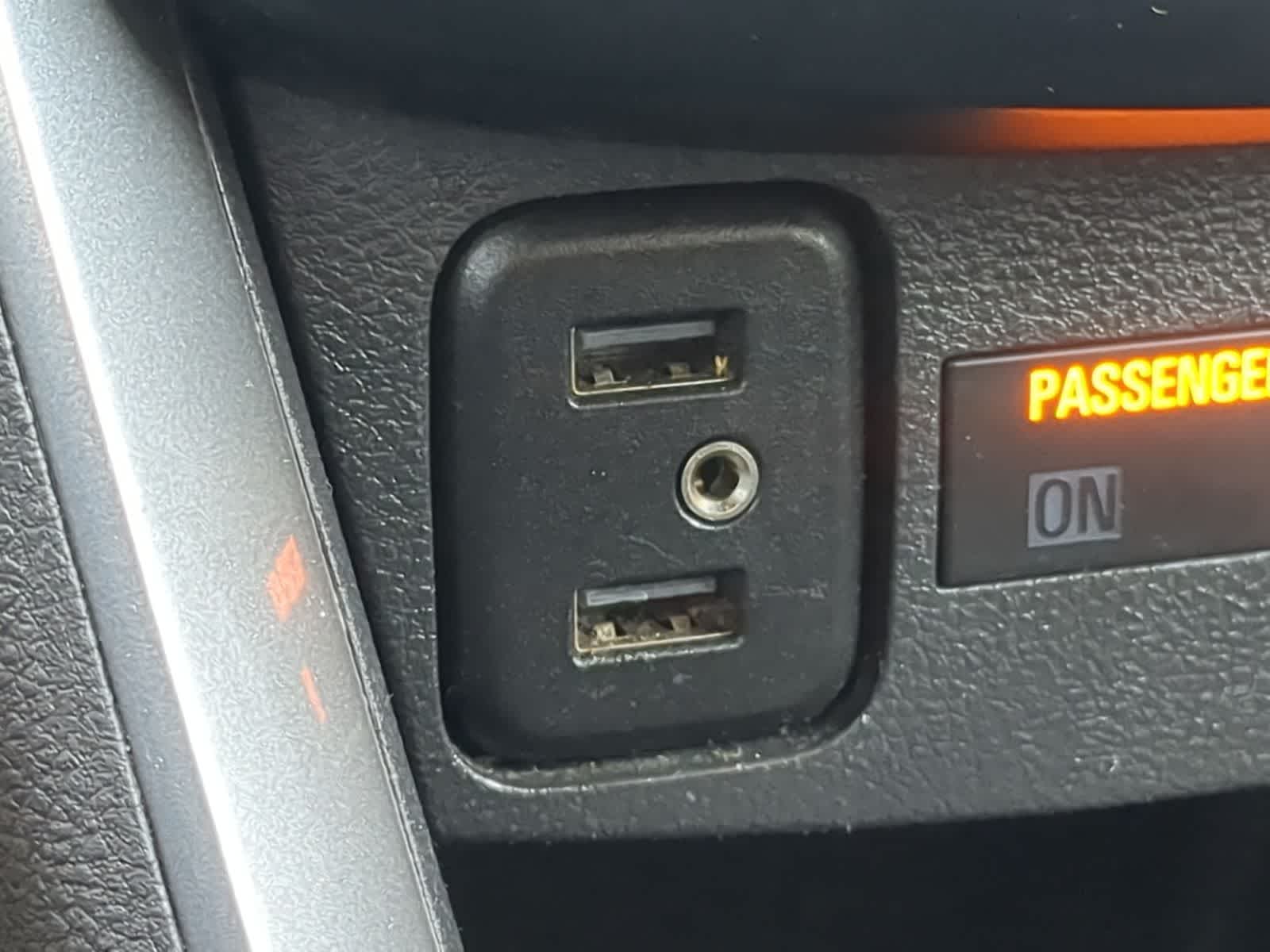 Thumbnail: 2020 Chevrolet Trax - 31