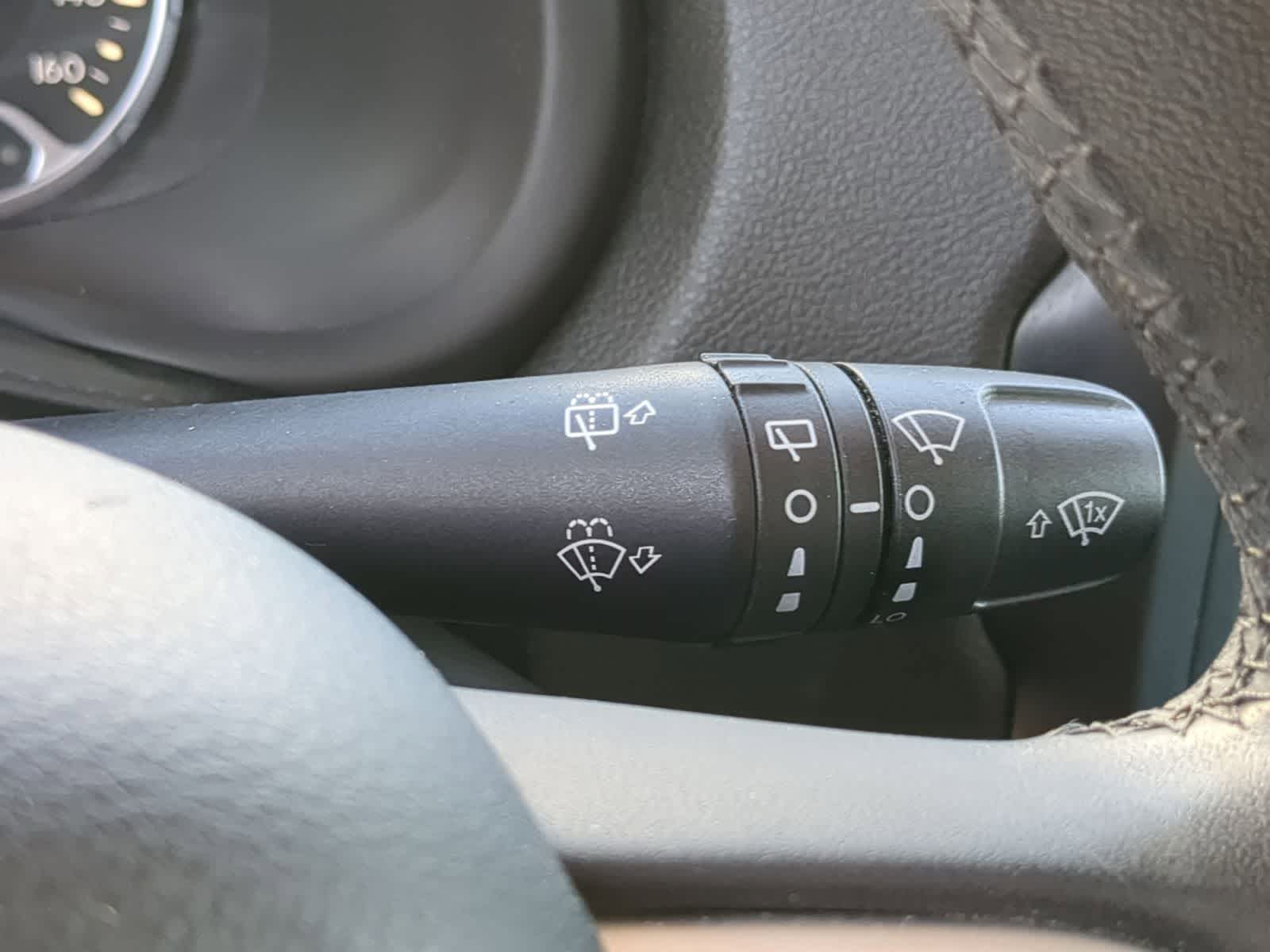 Thumbnail: 2019 Jeep Renegade - 26