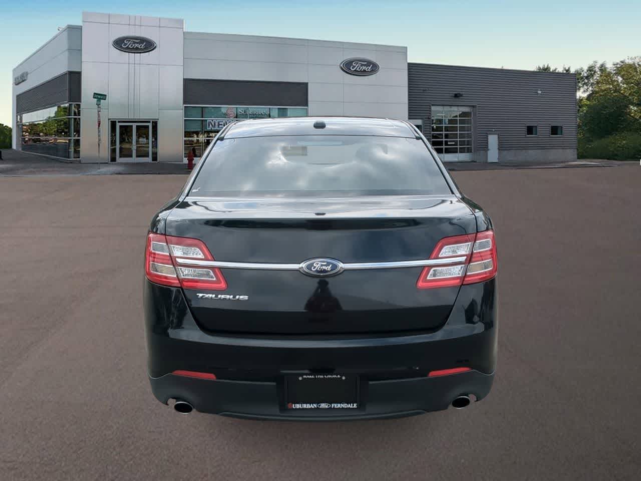 Thumbnail: 2017 Ford Taurus - 9