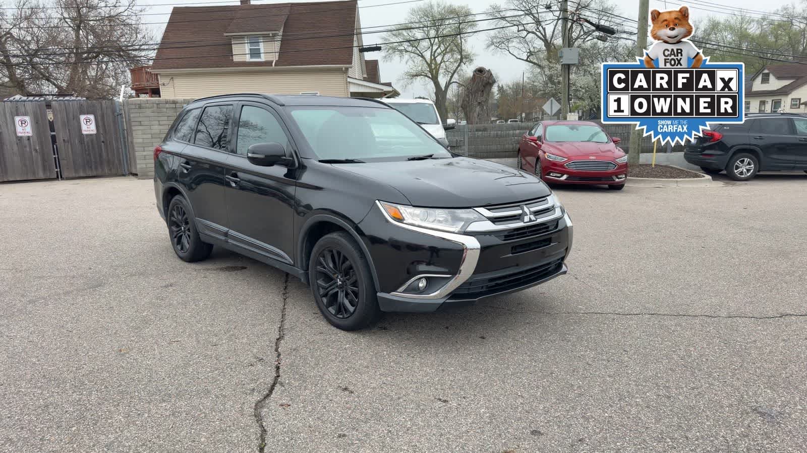 Thumbnail: 2018 Mitsubishi Outlander - 2