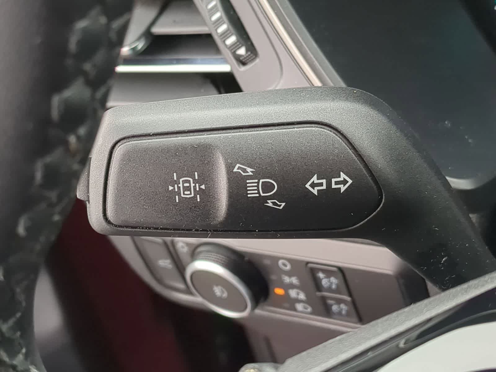 Thumbnail: 2022 Ford Escape - 30