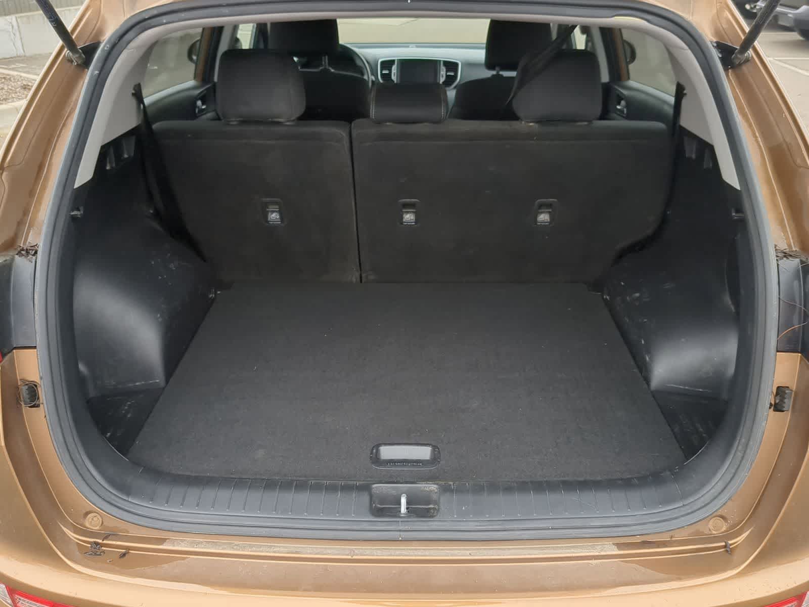 Thumbnail: 2019 Kia Sportage - 34