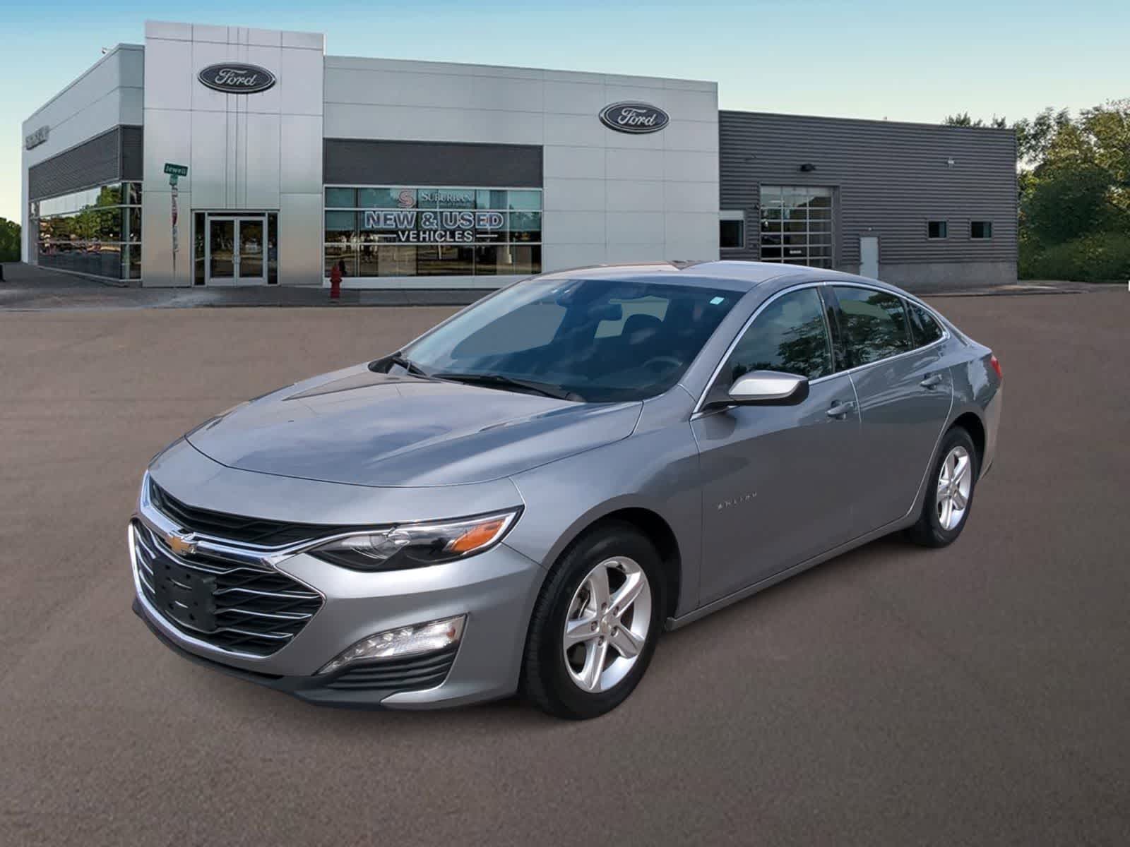 Thumbnail: 2023 Chevrolet Malibu - 6